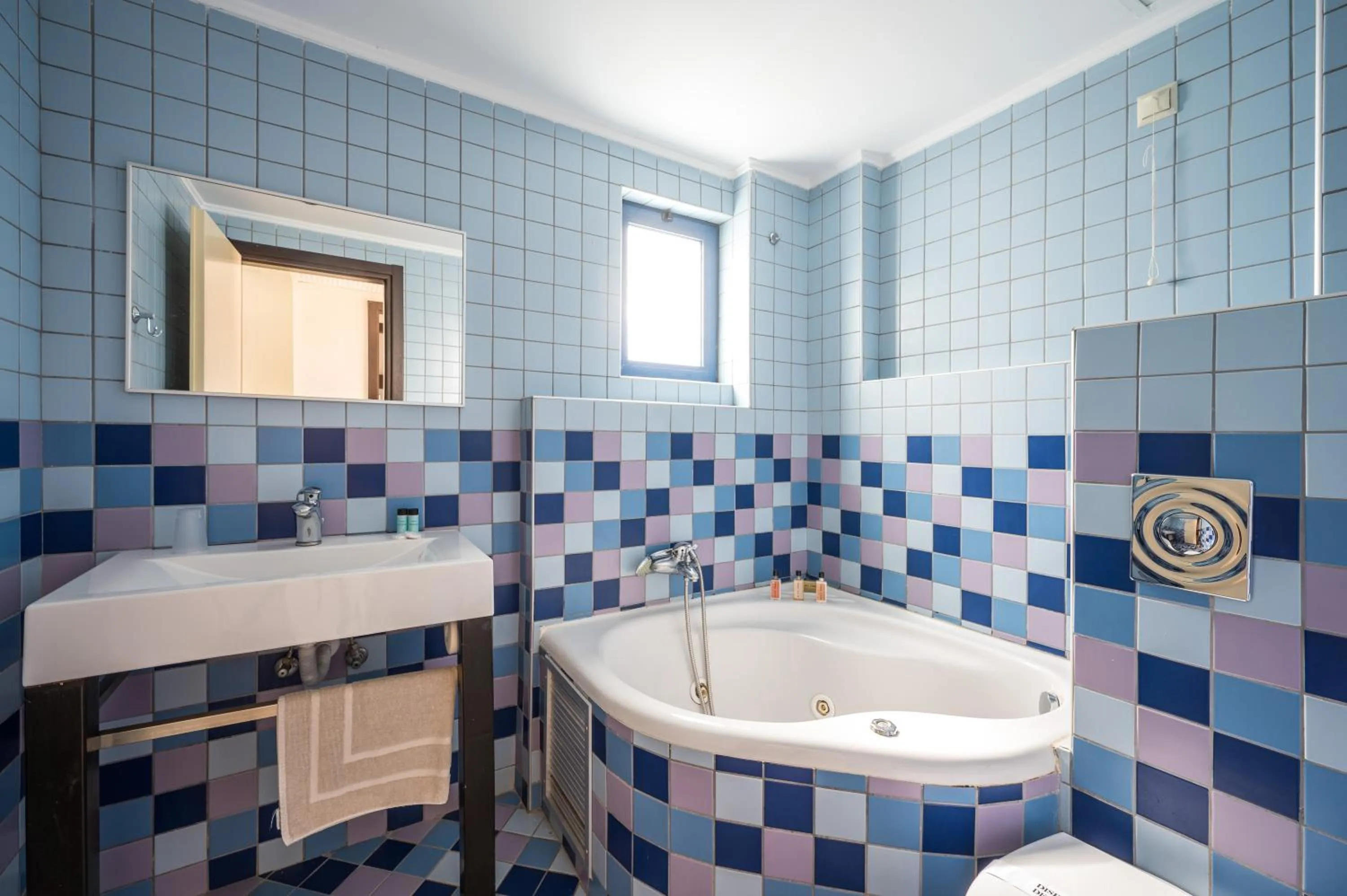 Meropi Hotel & Apartments