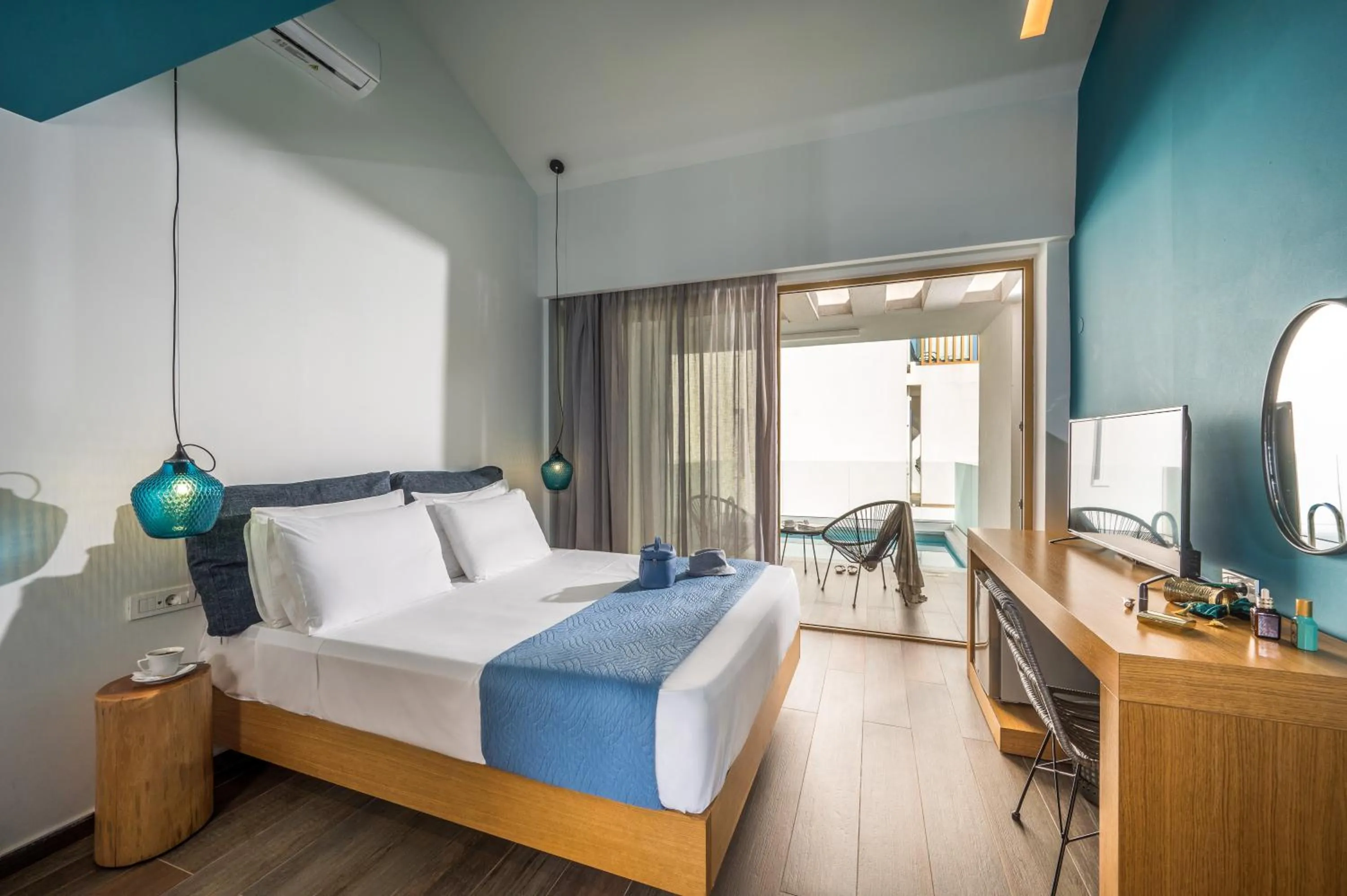 Bed in Meropi Hotel & Apartments