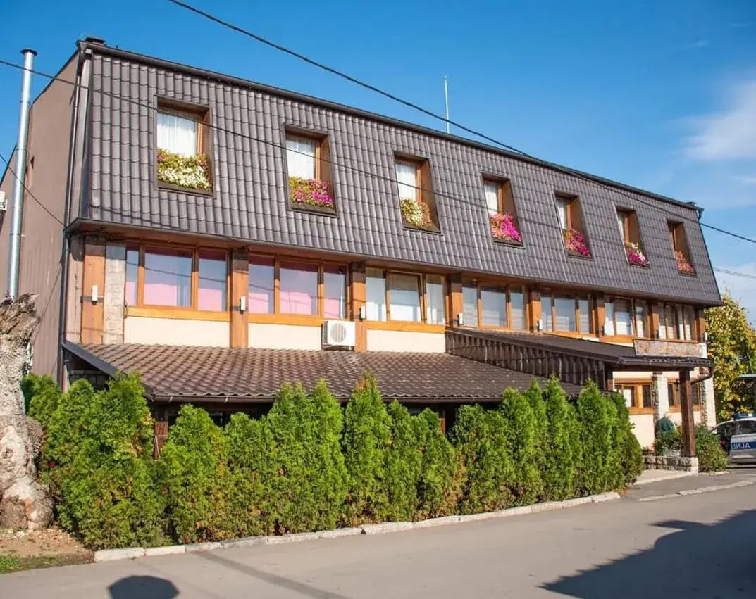 Hotel "VIR" Hotel "VIR"