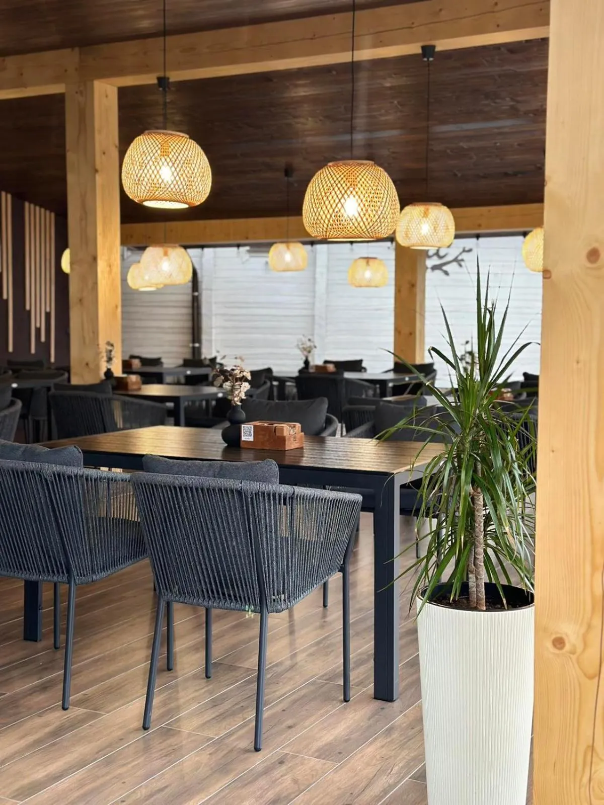 Restaurant/places to eat in Villa Shale MarSo