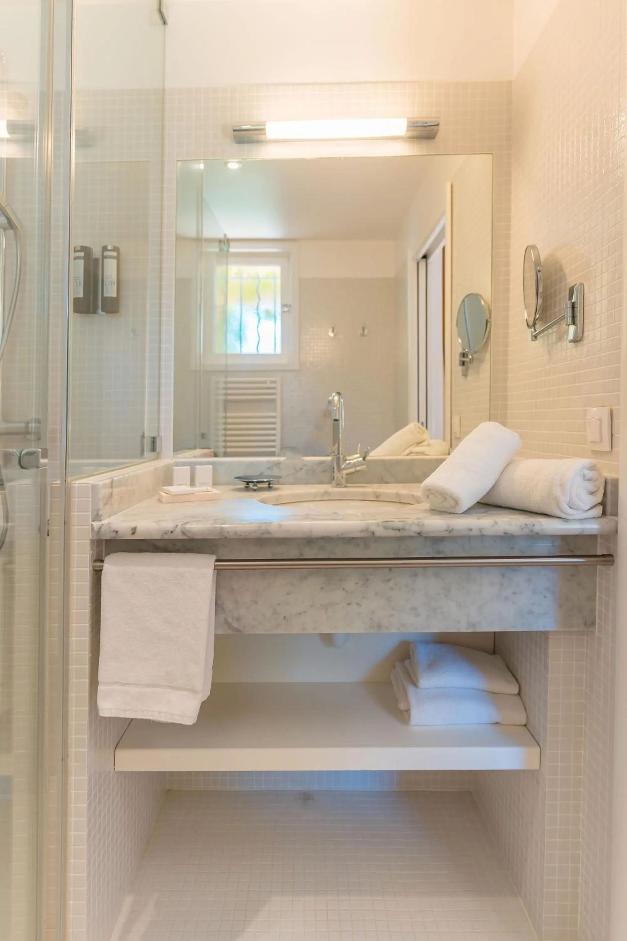 Shower in Le Mas de La Crémaillère