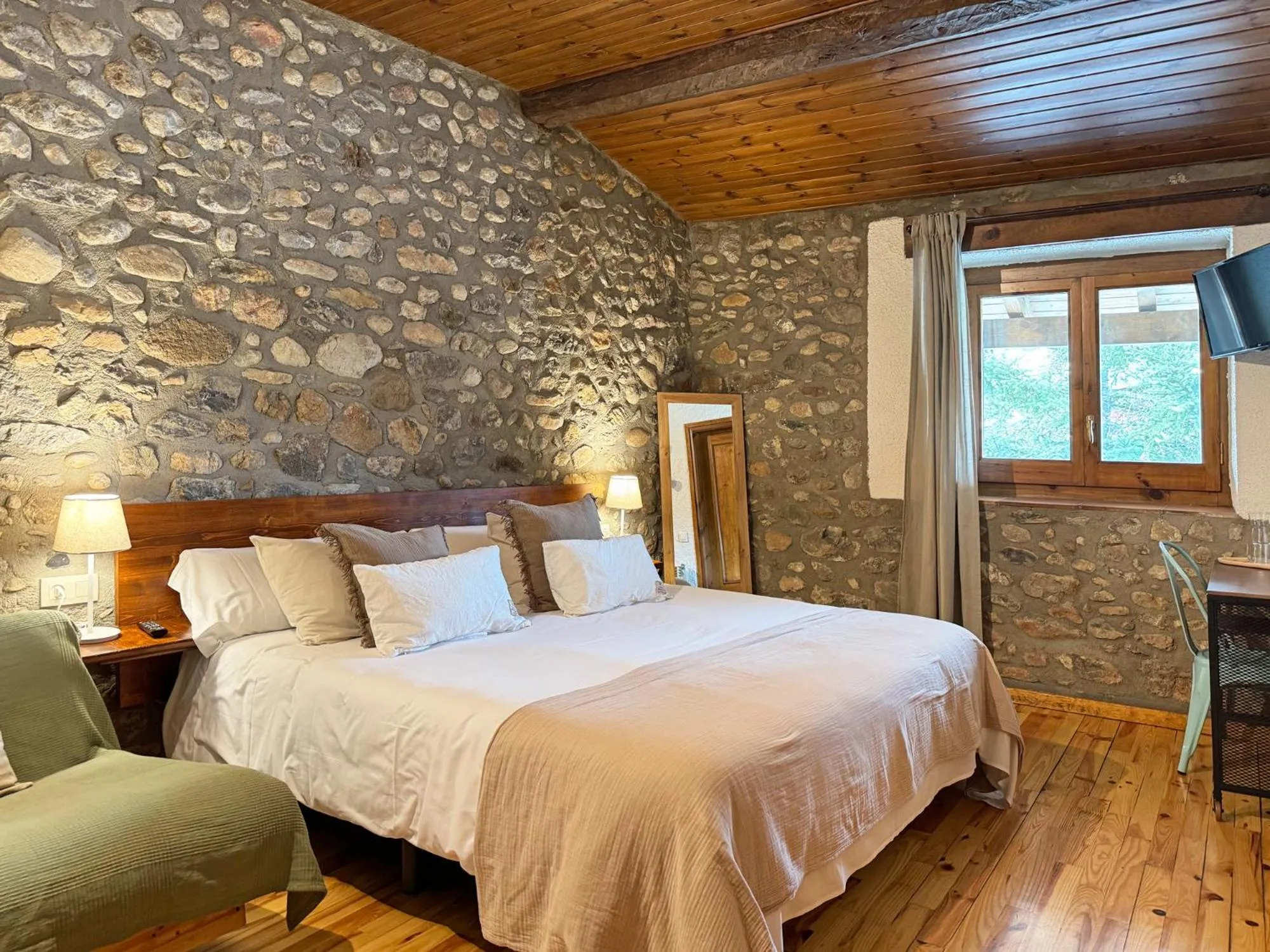 Bed in Hotel Cal Rei de Talló