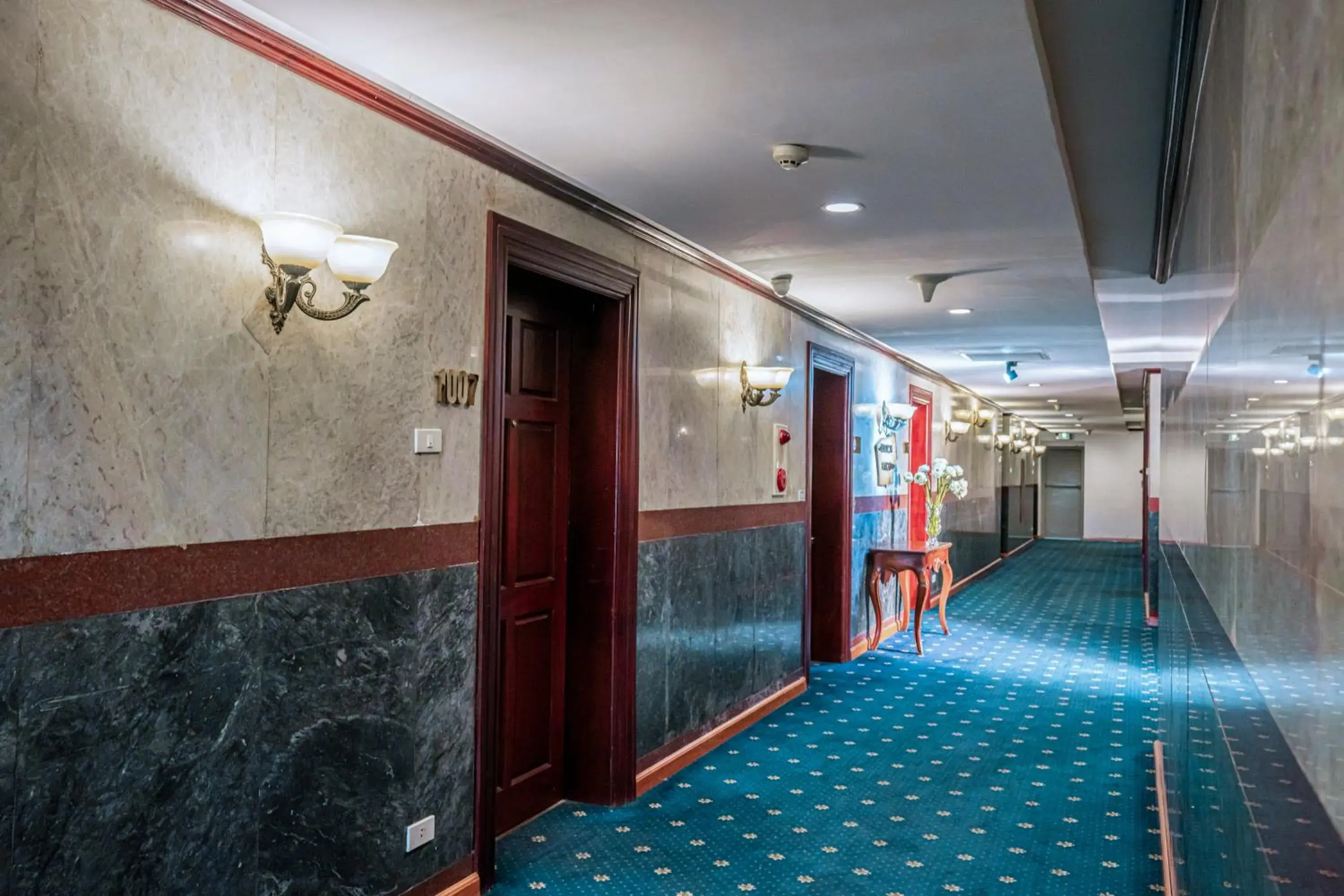 Triple Room in The Vissai Hotel Triple Room in The Vissai Hotel