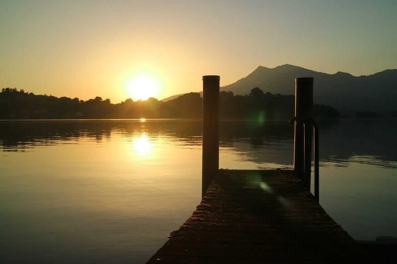 Beach in Lake Villa Lotus