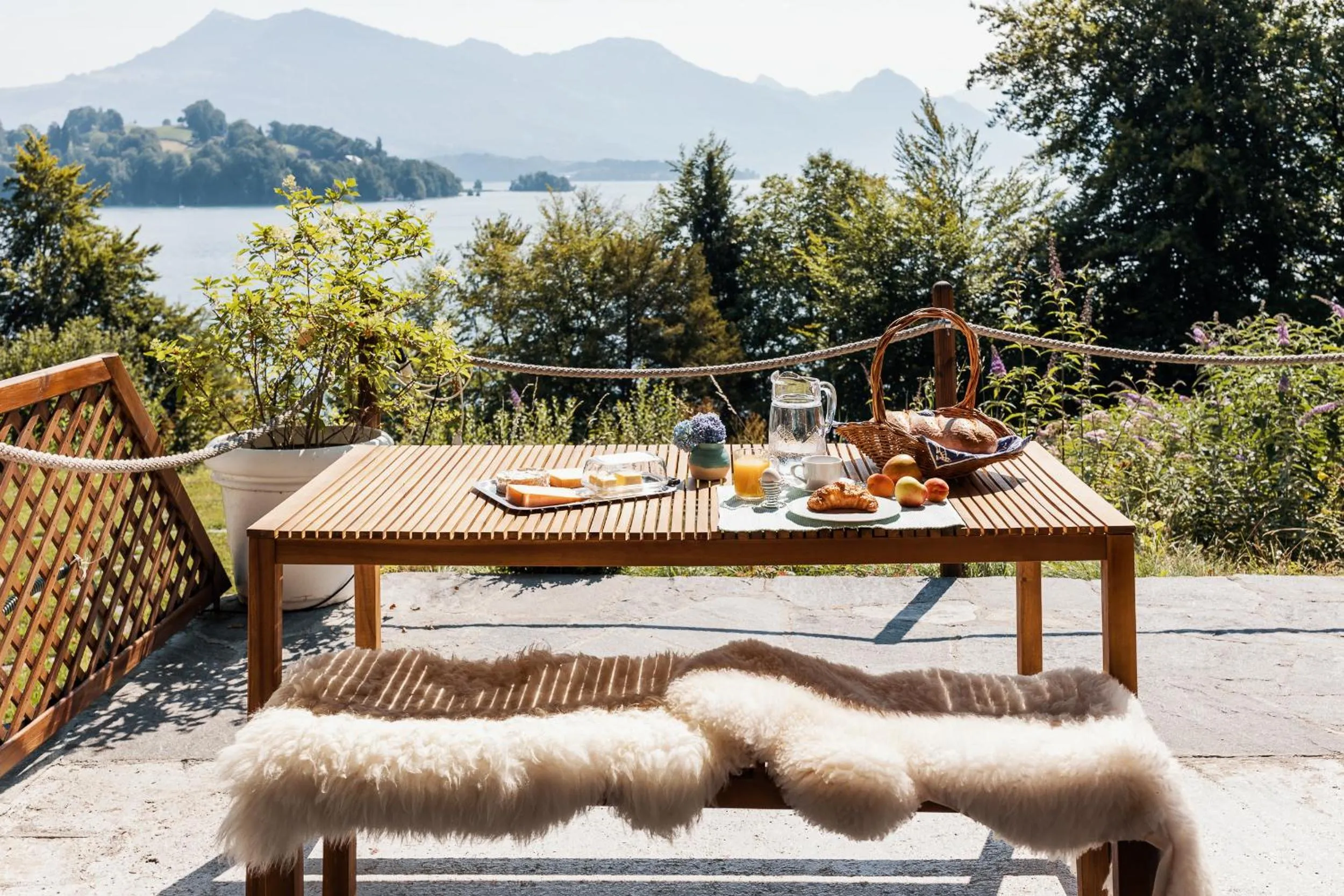 Garden in Lake Villa Lotus