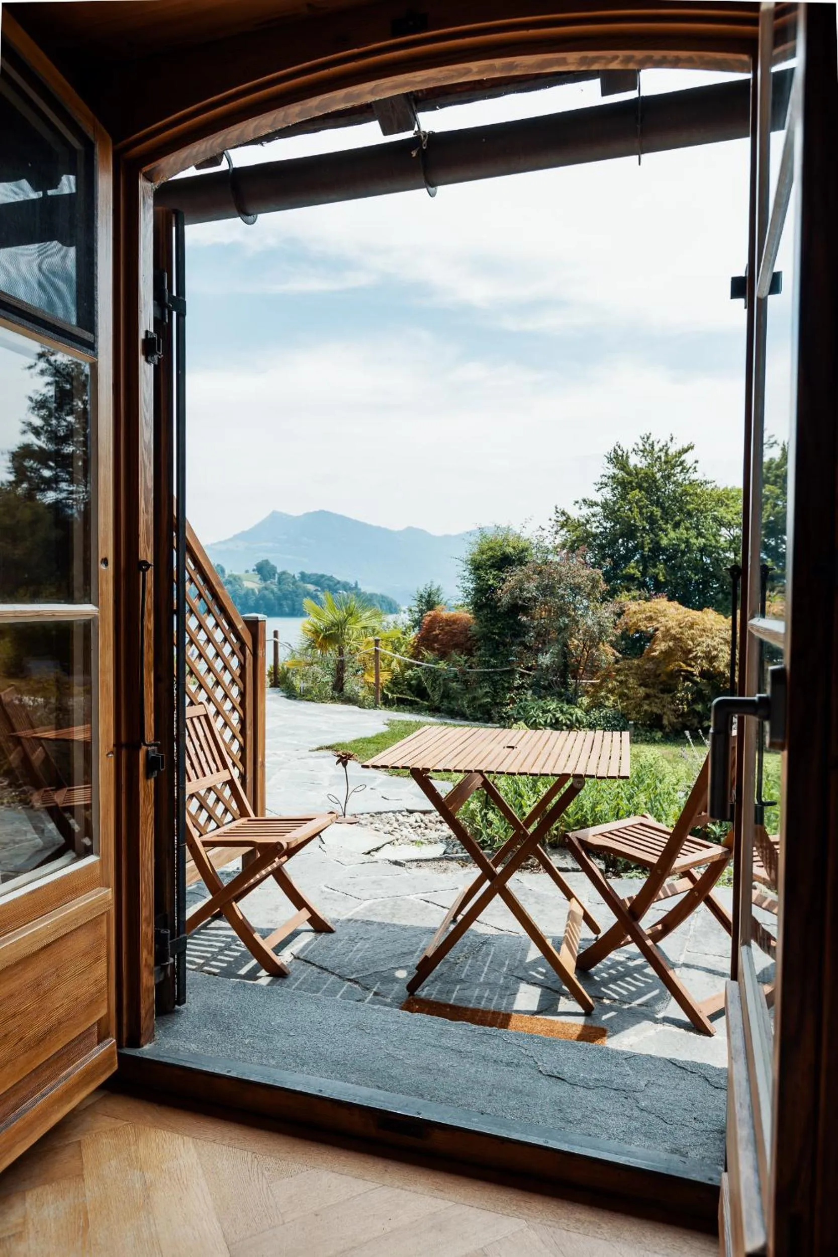 Patio in Lake Villa Lotus