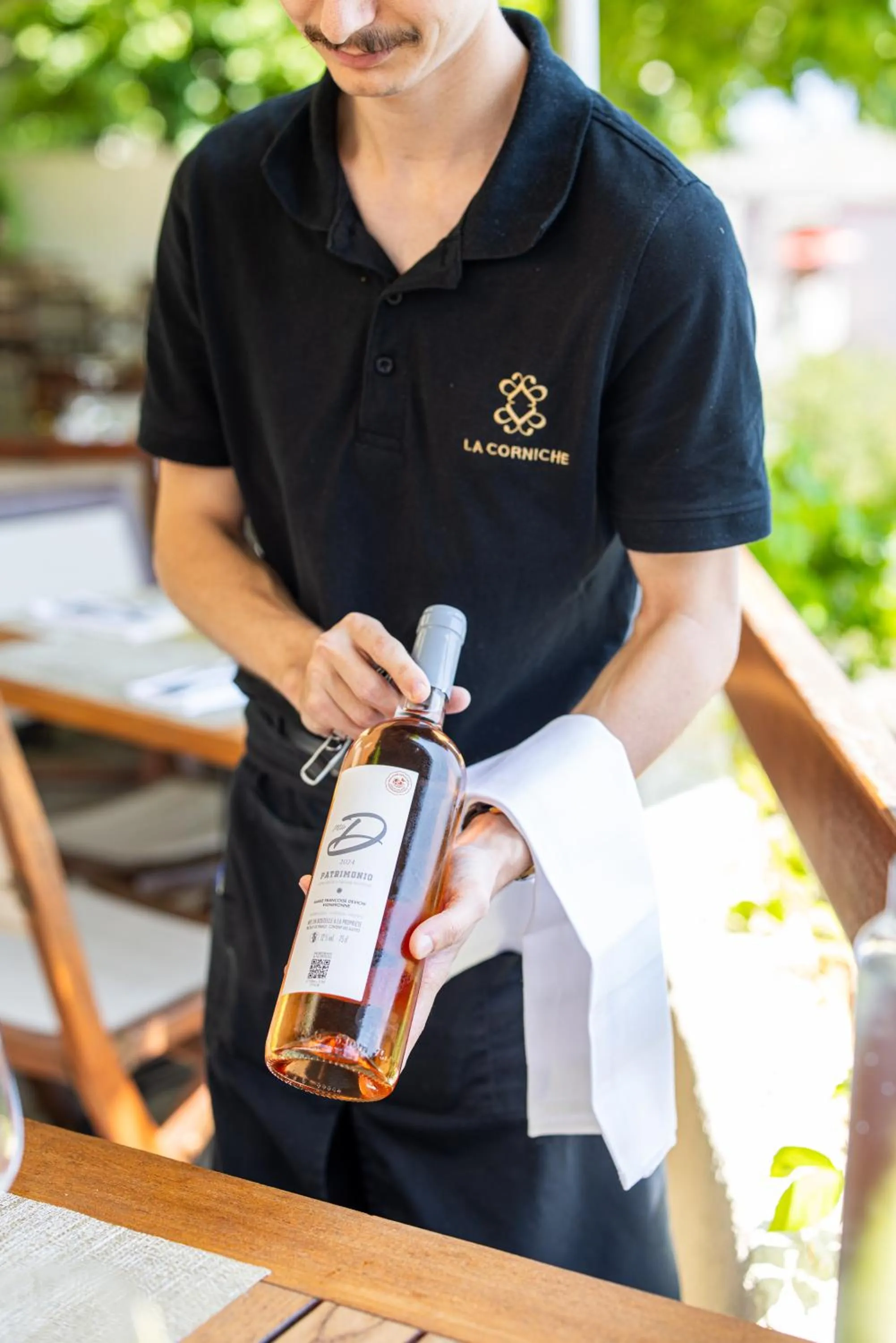 Alcoholic drinks in Hôtel Restaurant la Corniche