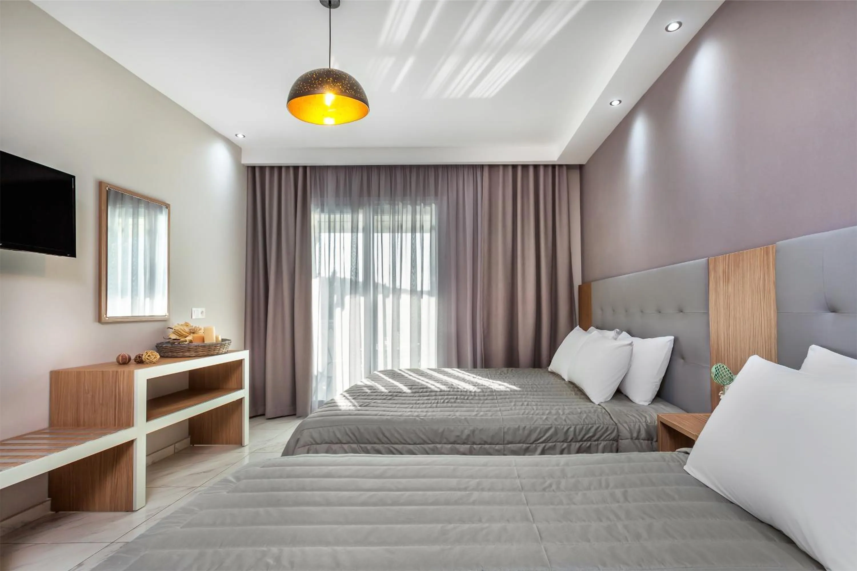 Bedroom, Bed in Anna Family