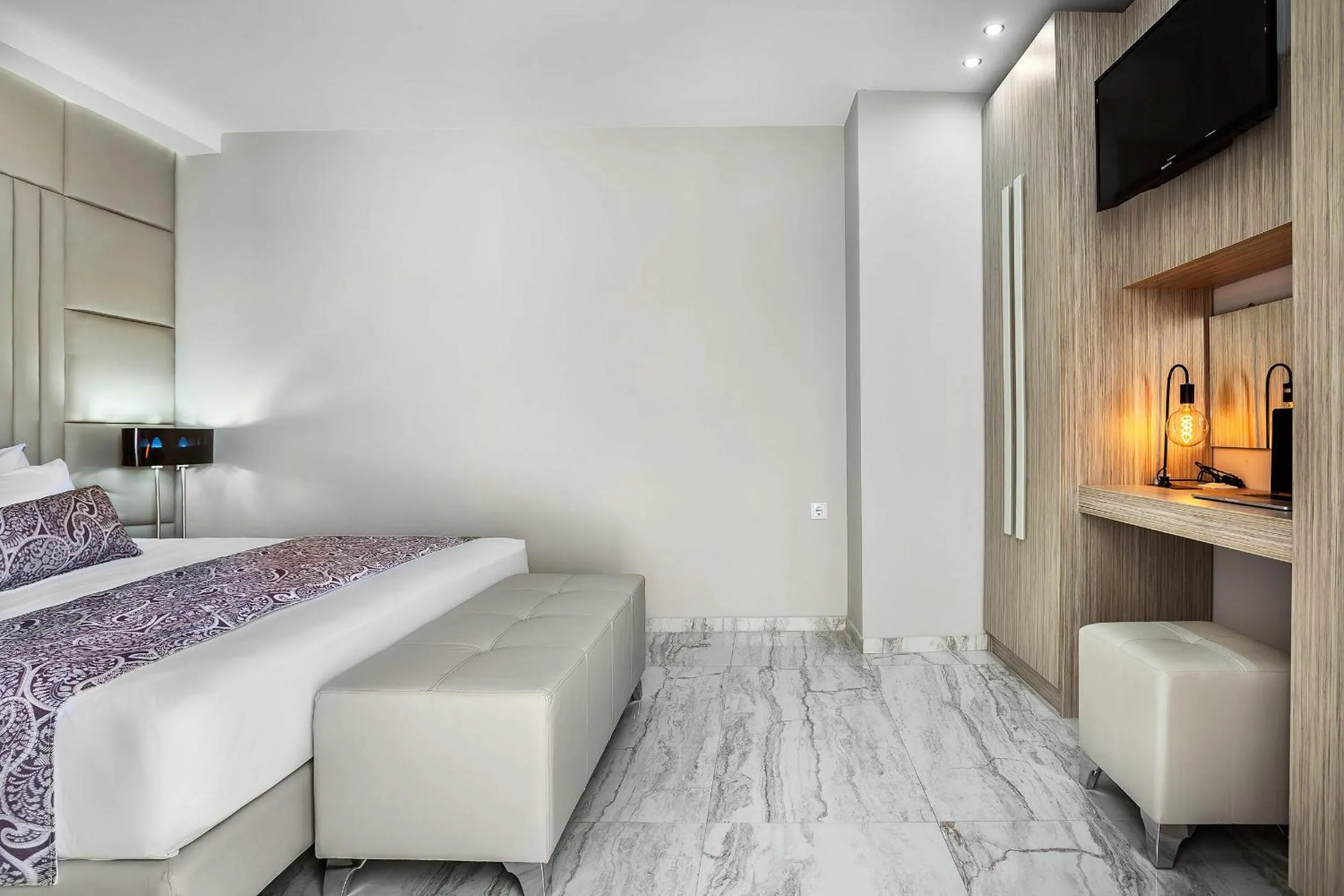 Bedroom, Bed in Anna Family