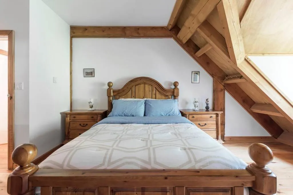 Bed in Owl Street Lodge