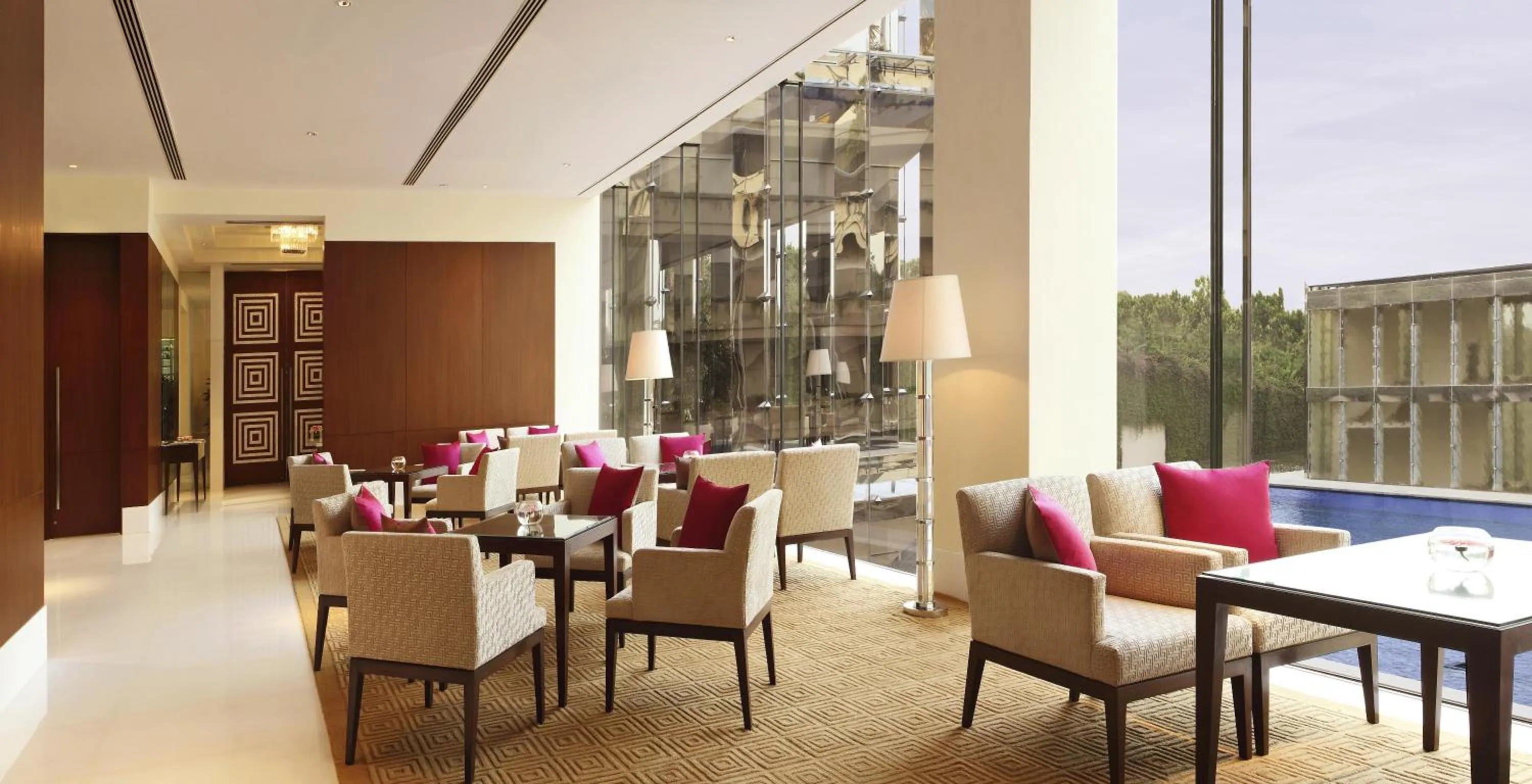 Business facilities in The Oberoi Gurgaon