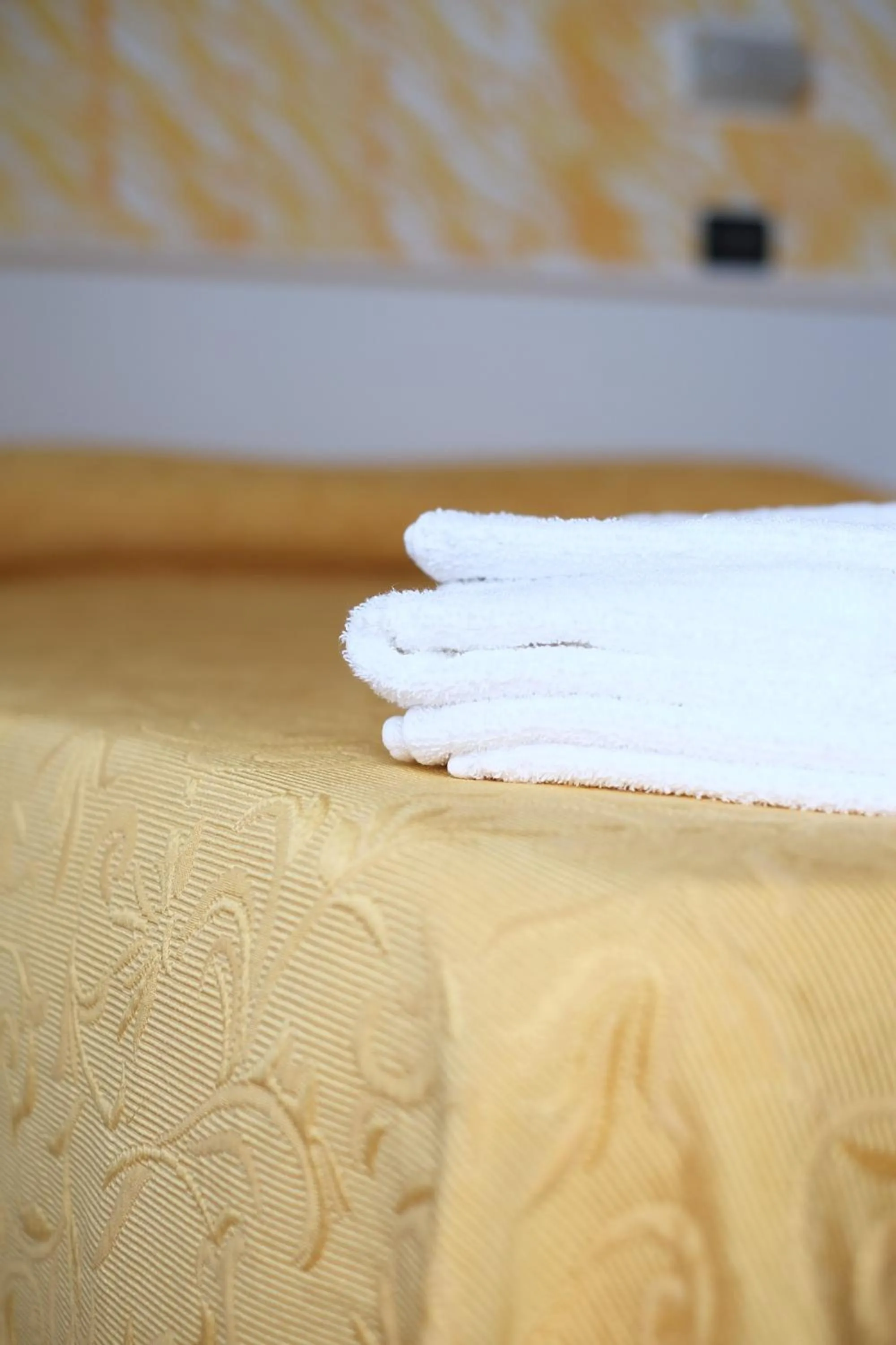 Decorative detail, Bed in Hotel Petrarca