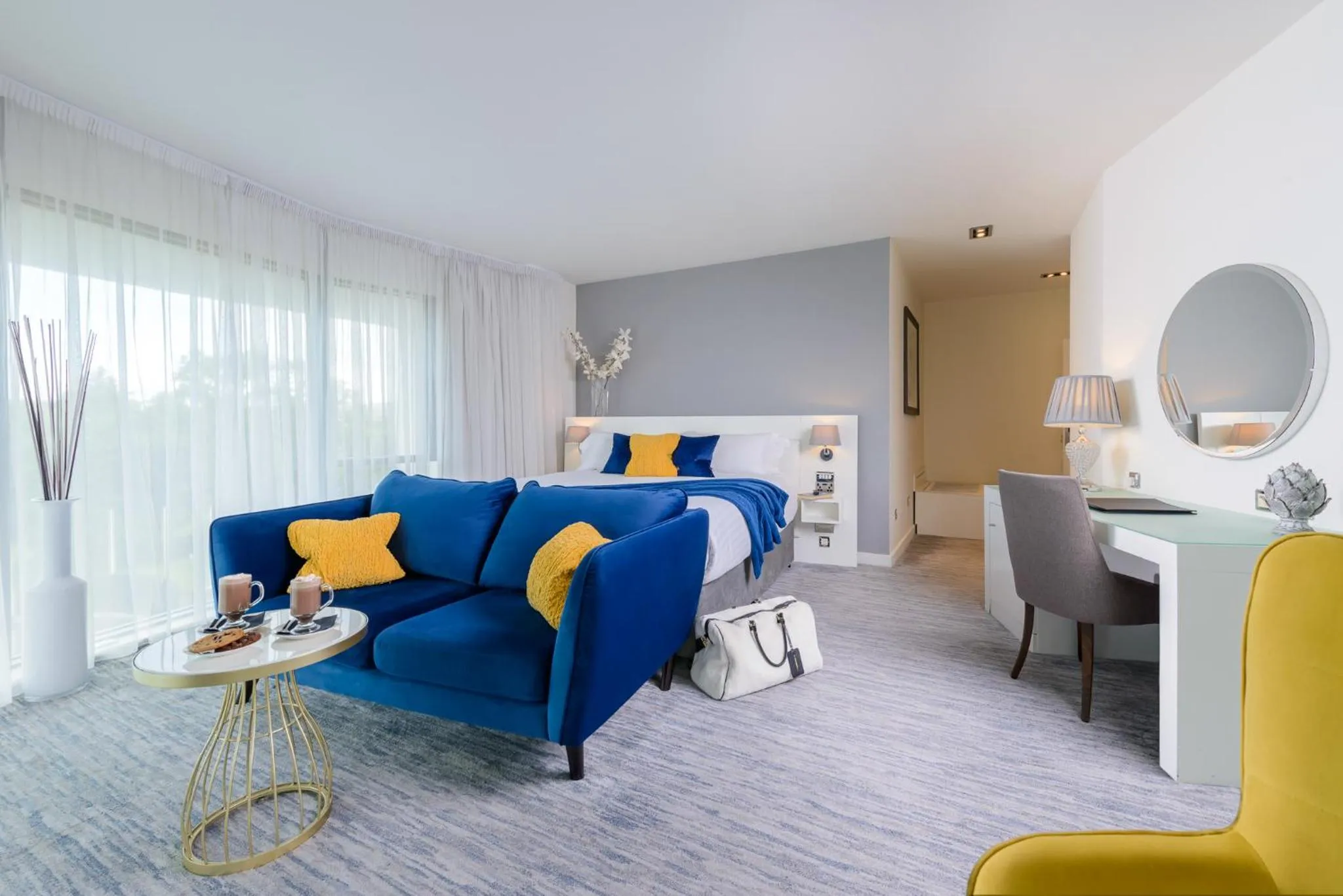 Bedroom, Bed in The Ellison