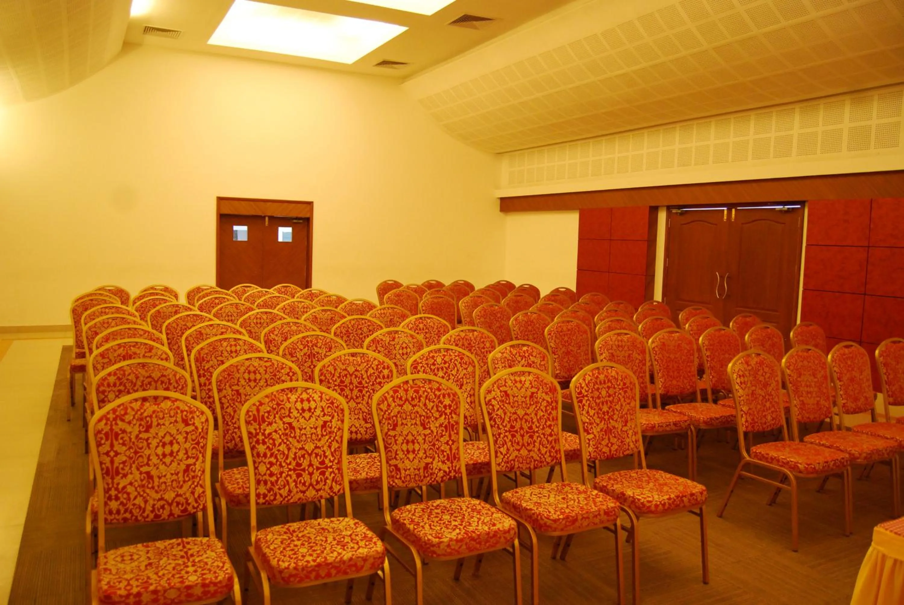 Meeting/conference room in Hotel Rajadhani