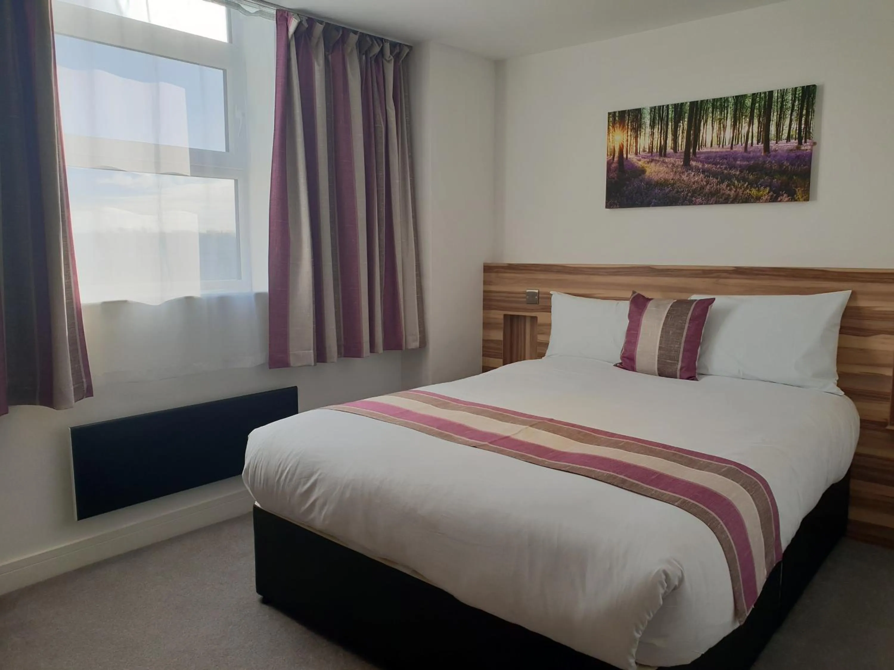 Bedroom, Bed in Escape Hotel