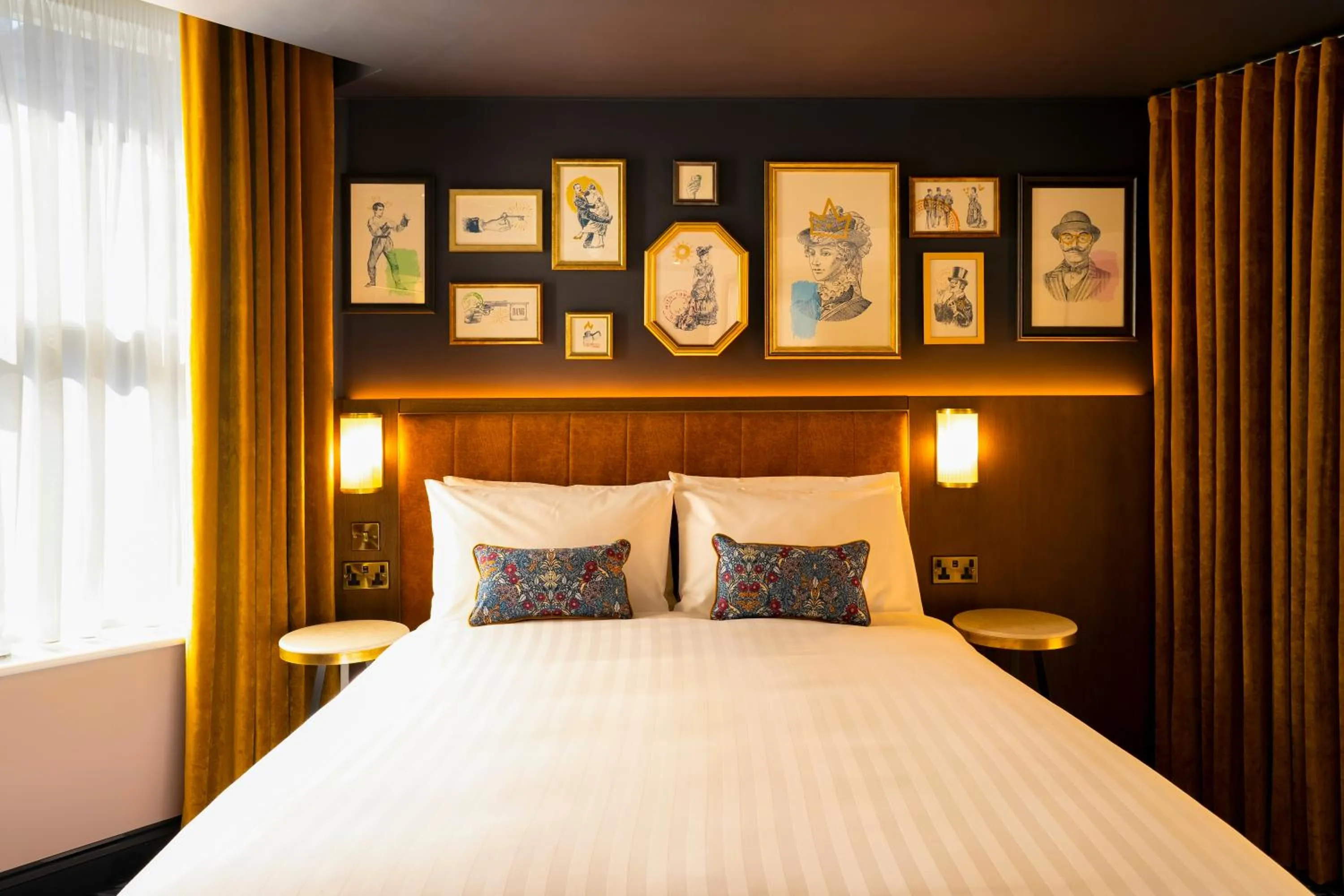 Bed in The Mercantile Hotel