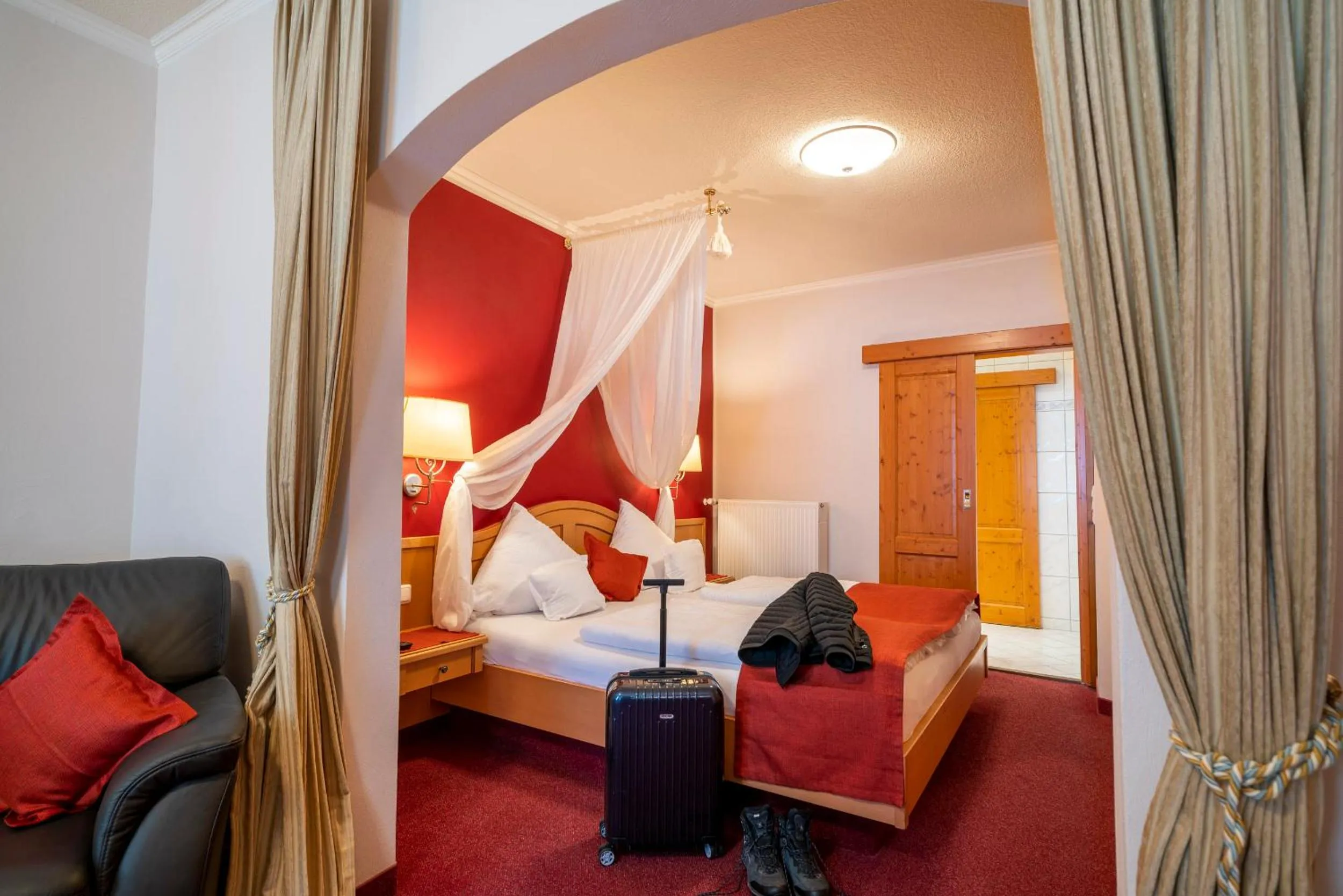 Bedroom, Bed in Altkölnischer Hof