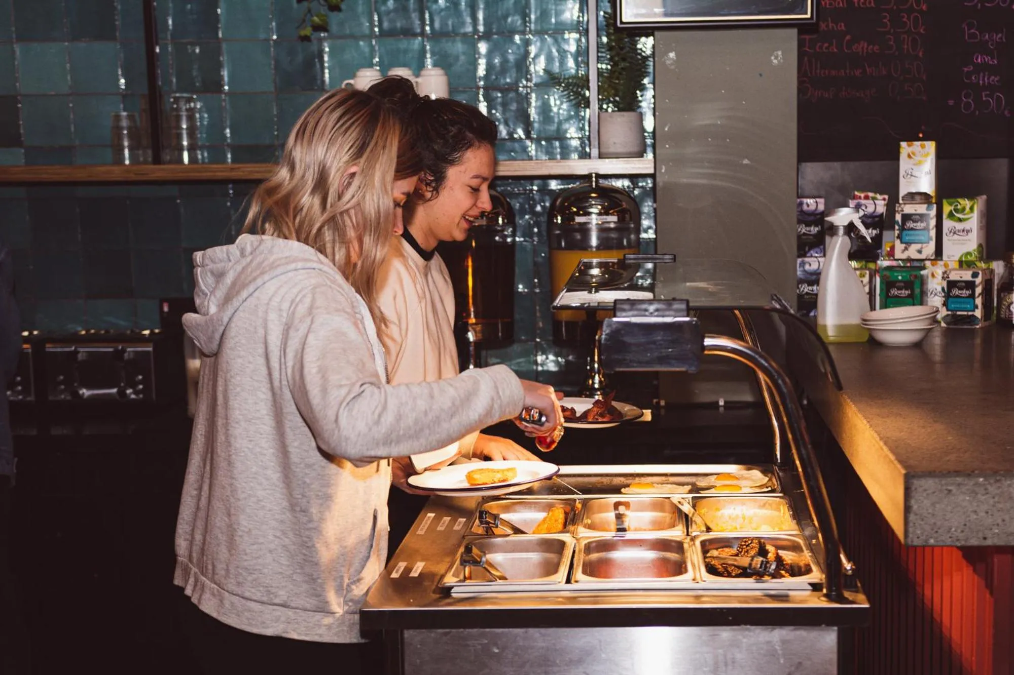 Breakfast in Latroupe Jacobs Inn