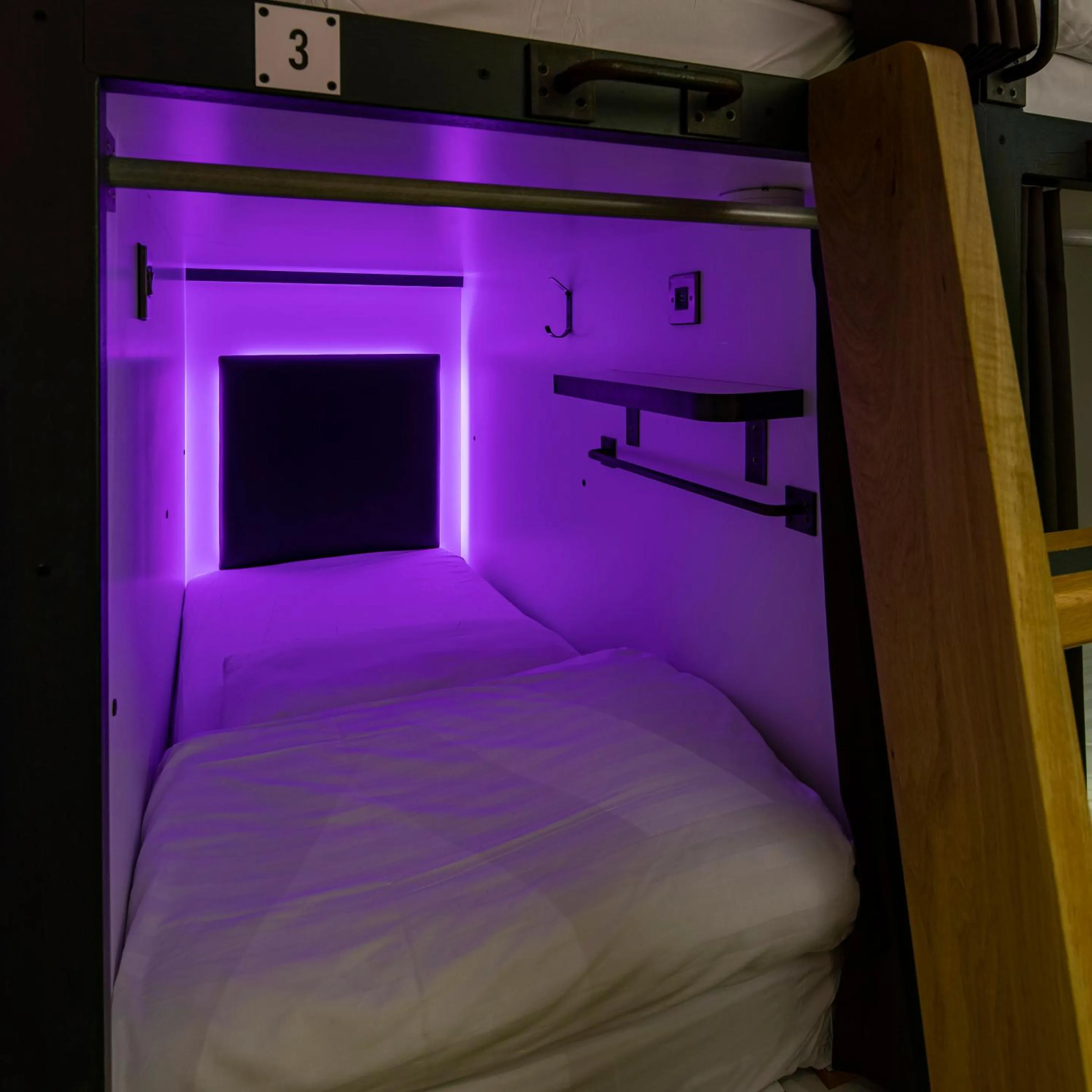 Bed in Latroupe Jacobs Inn