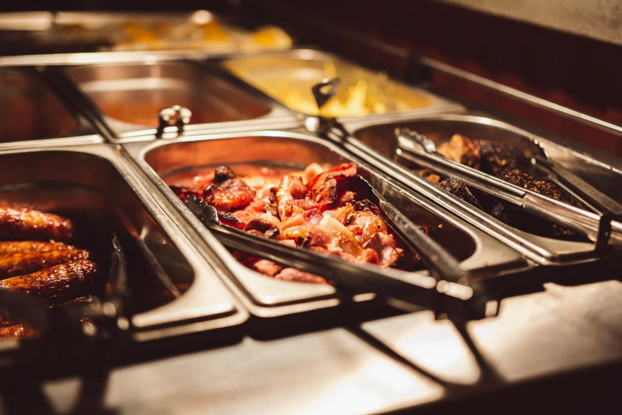 Breakfast in Latroupe Jacobs Inn