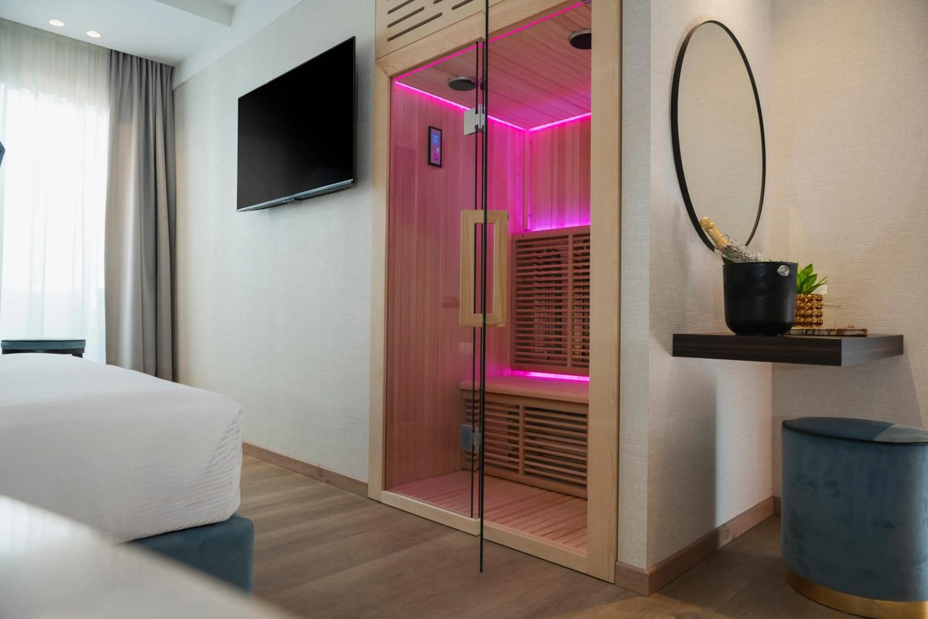 Sauna, Bed in Hotel Grazia Riccione