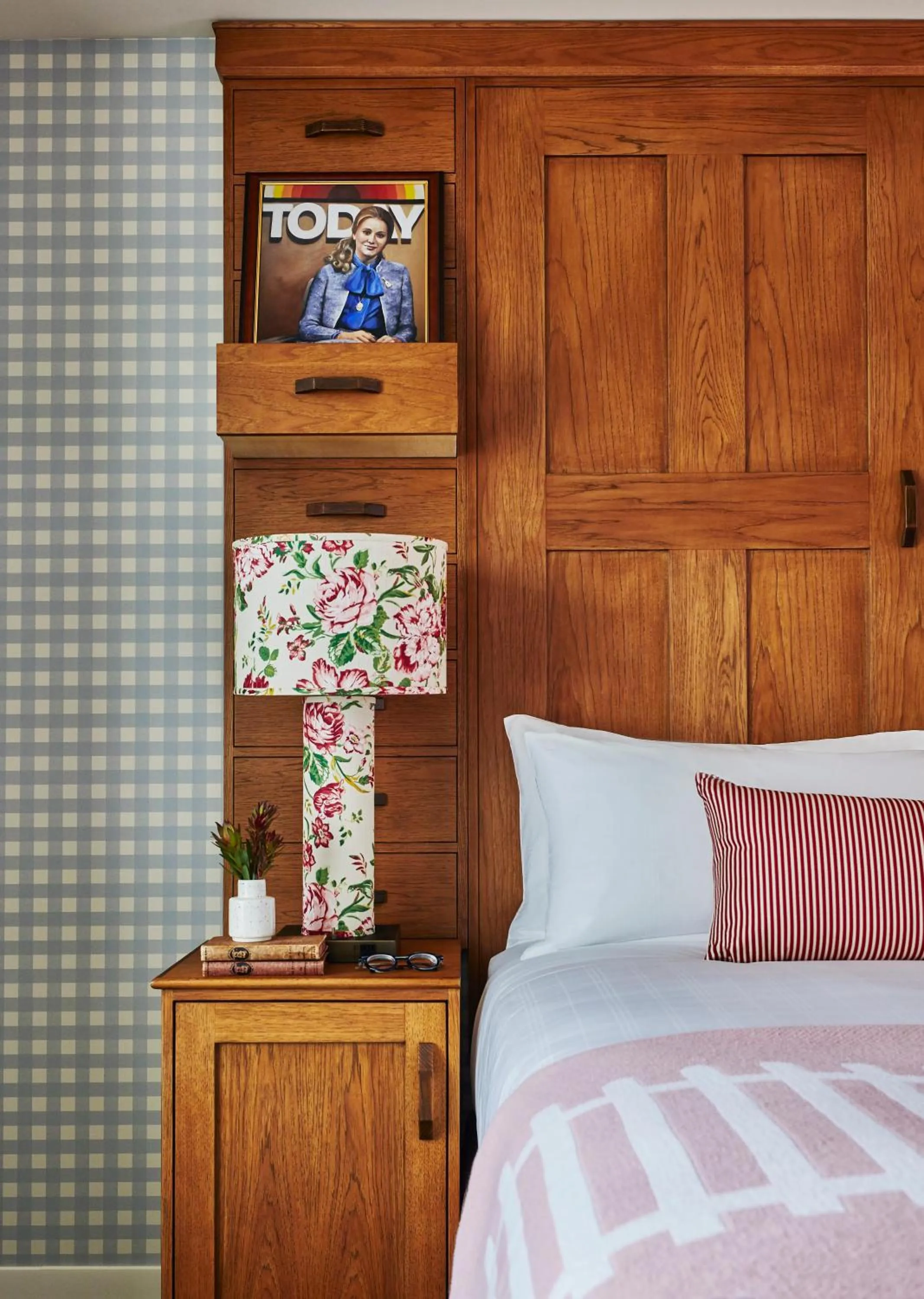 Bedroom, Bed in Graduate by Hilton Bloomington