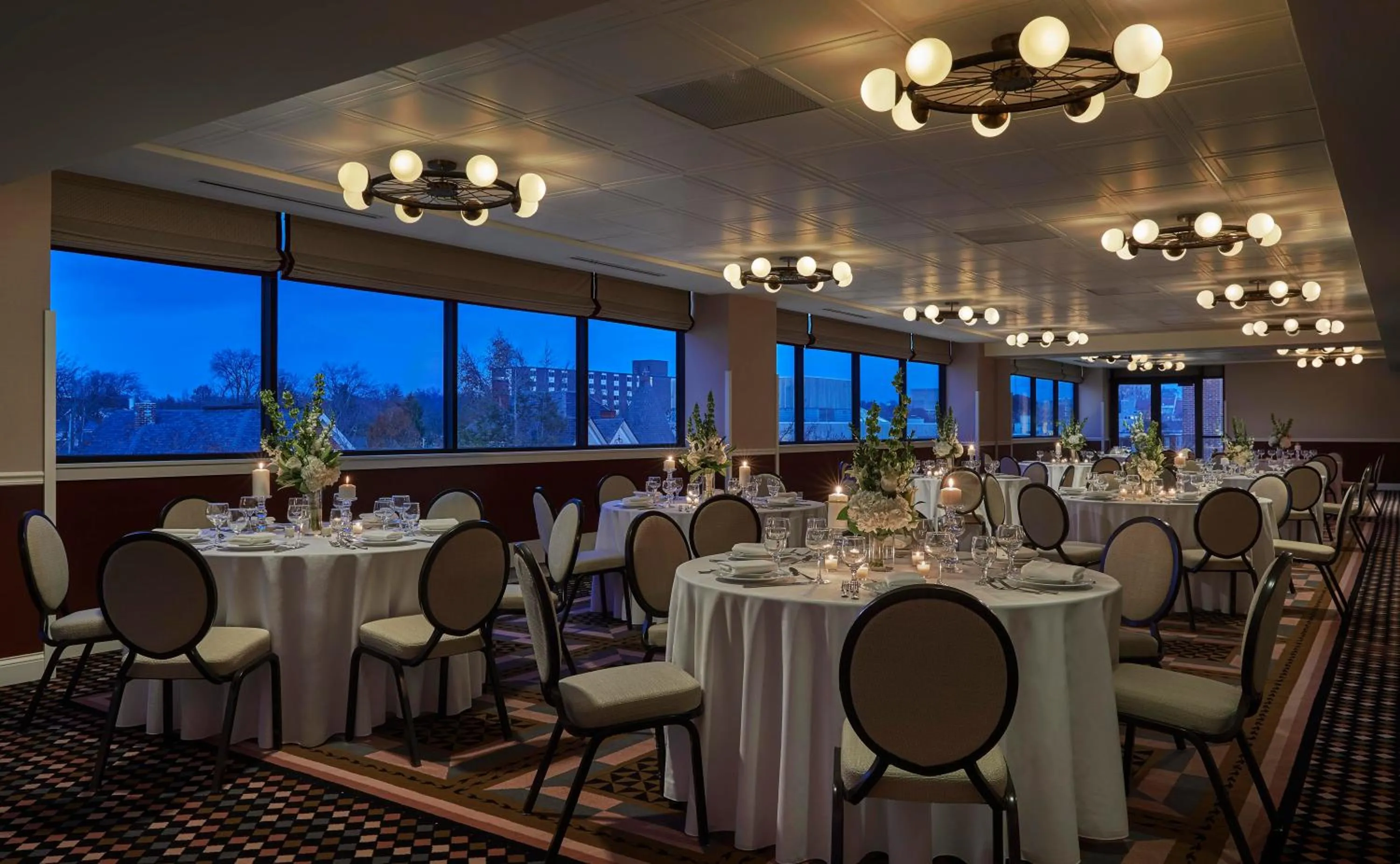 Restaurant/places to eat in Graduate by Hilton Bloomington