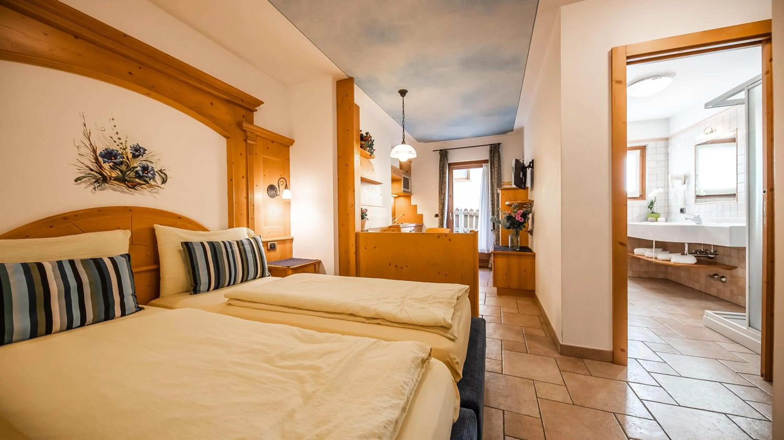 Photo of the whole room, Bed in Chalet Mottolino