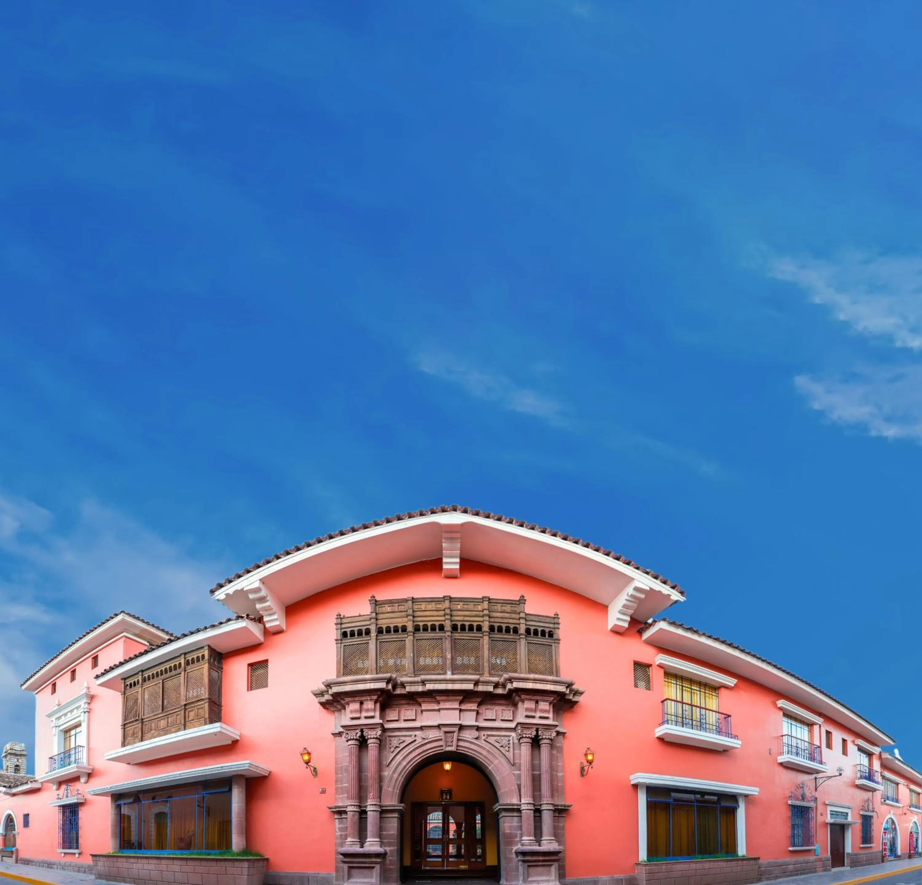Property building in DM Hoteles Ayacucho