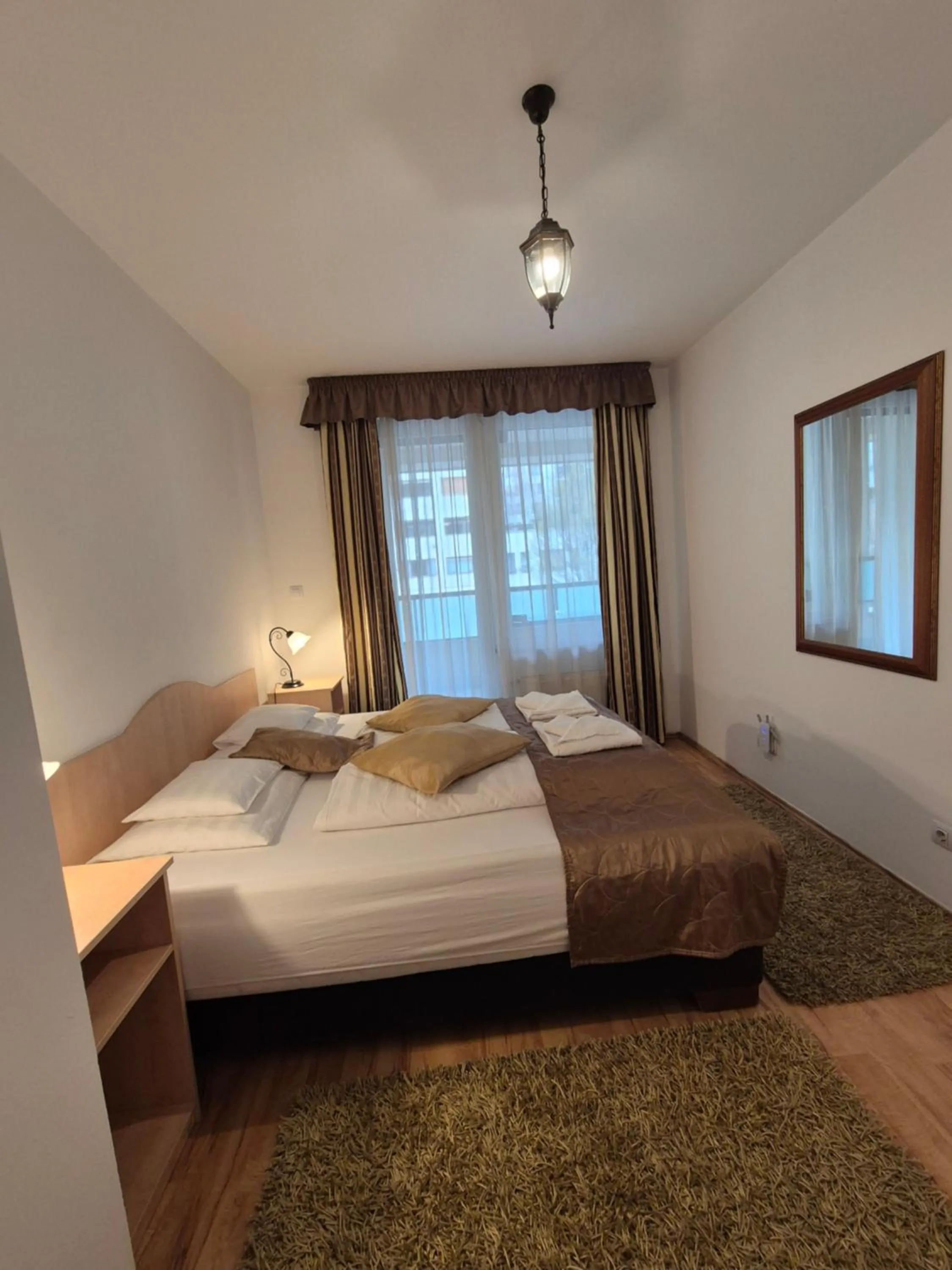 Bedroom, Bed in Corvin Residence Apartments