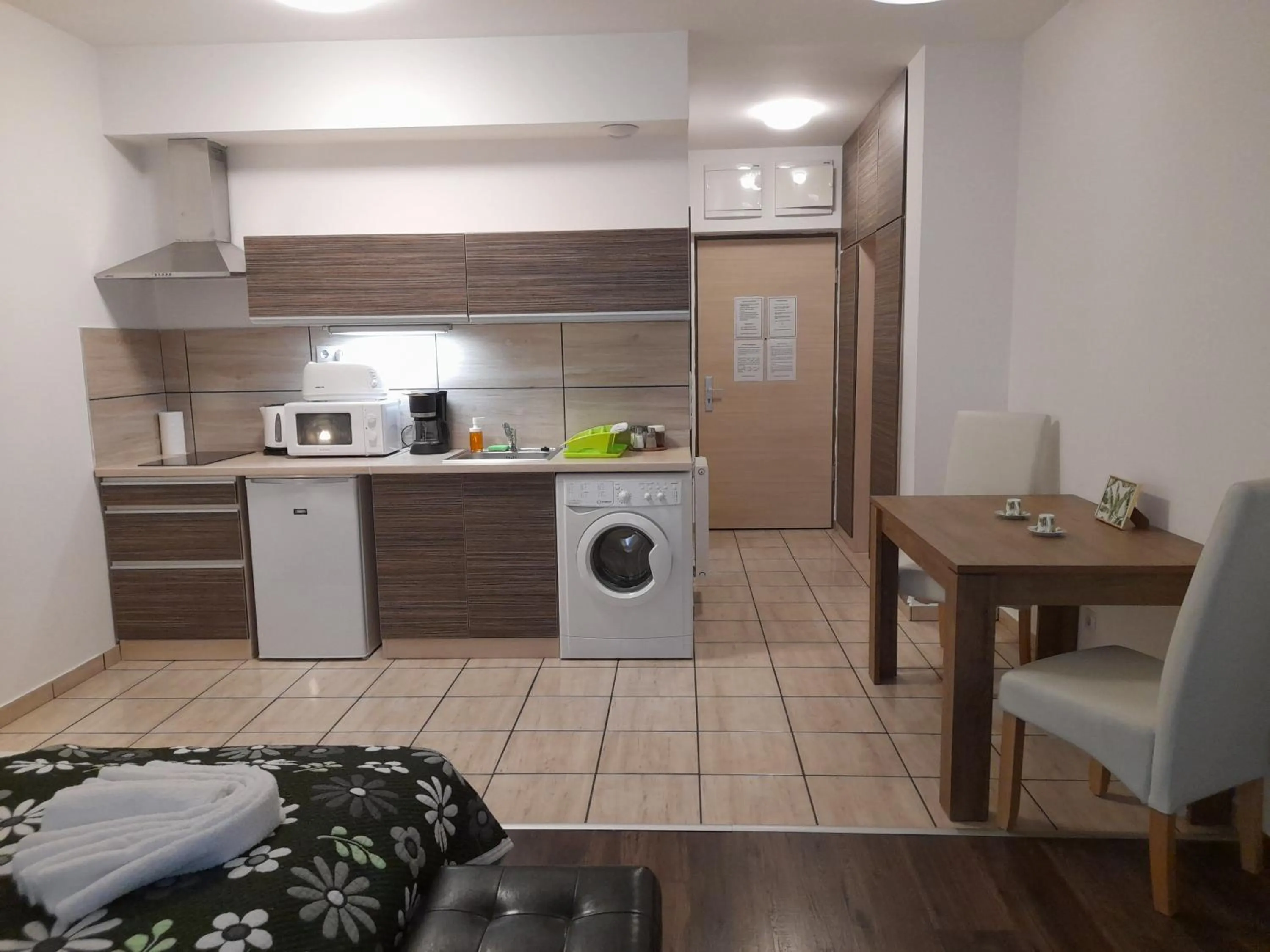 Photo of the whole room in Corvin Residence Apartments