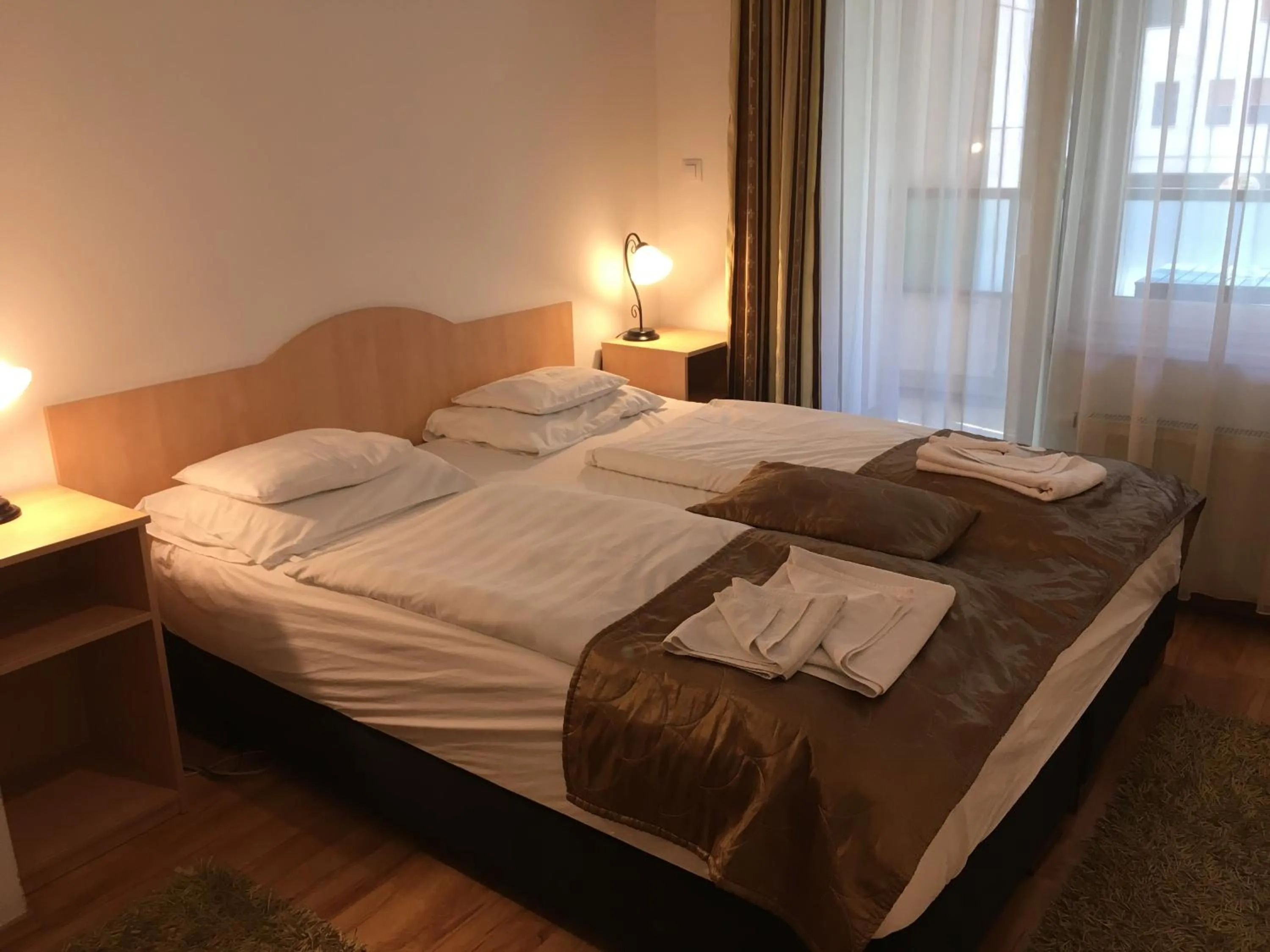 Bedroom, Bed in Corvin Residence Apartments