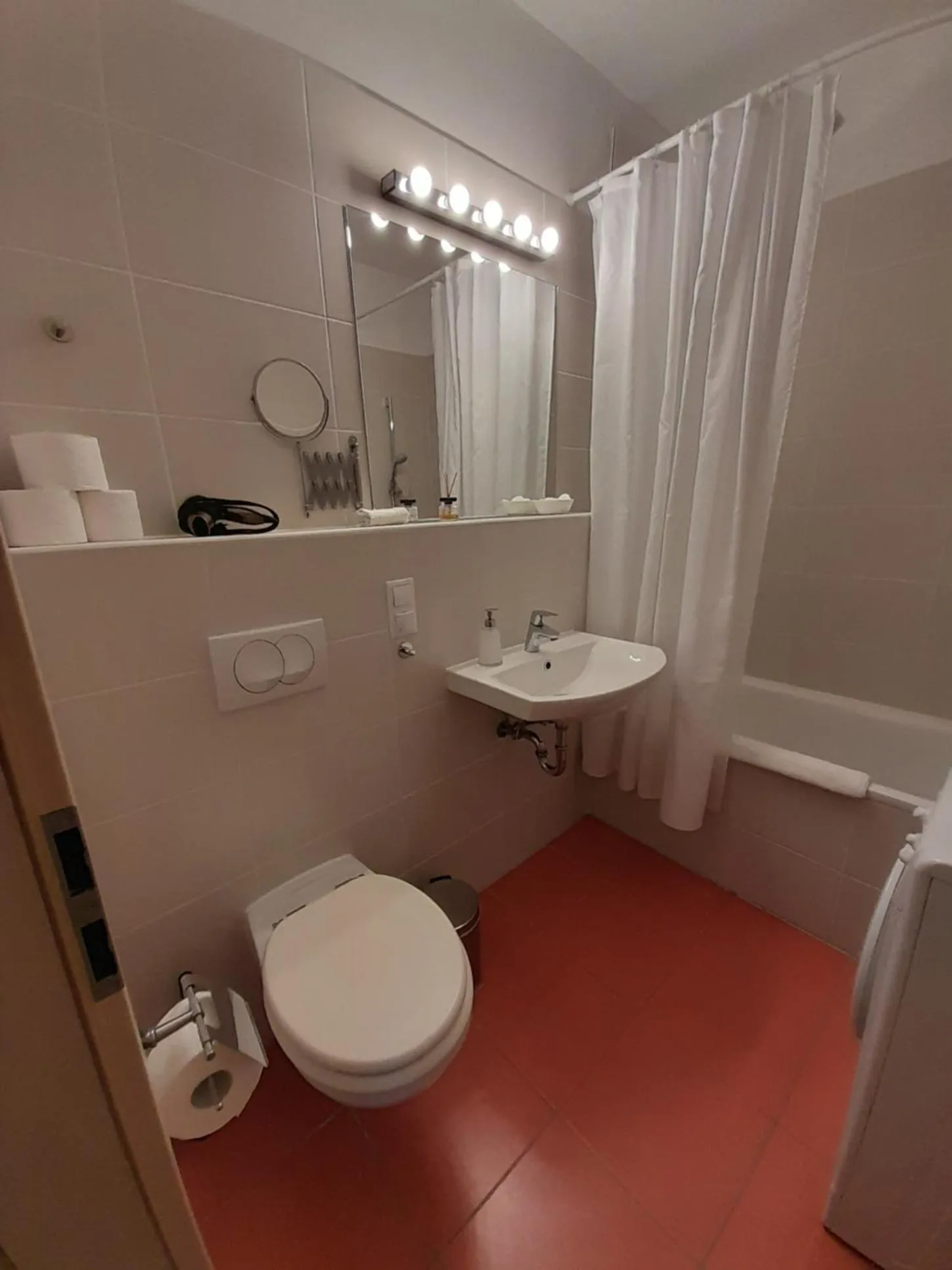 Bathroom in Corvin Residence Apartments