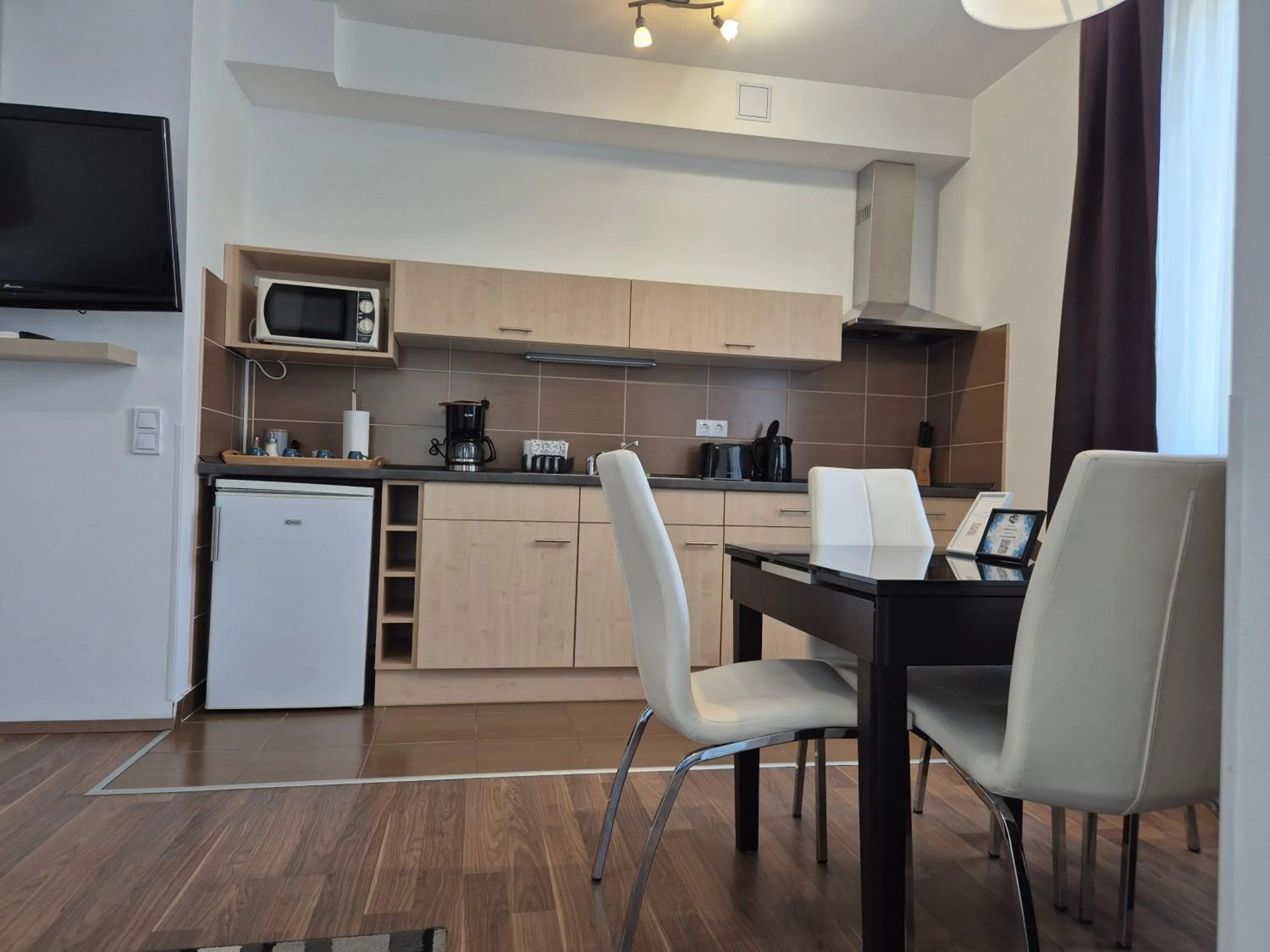 Dining area in Corvin Residence Apartments