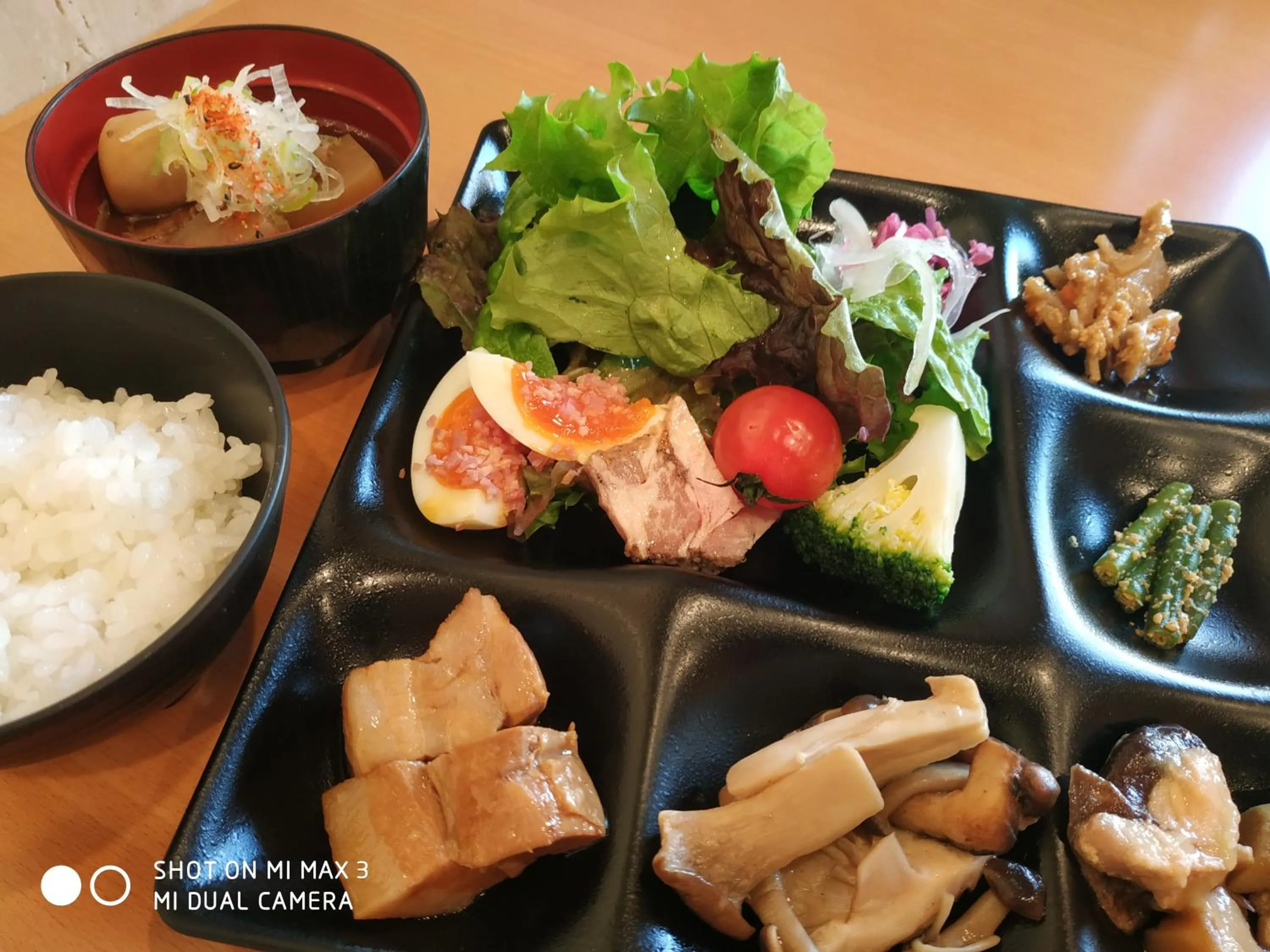 Buffet breakfast in New Grand Hotel