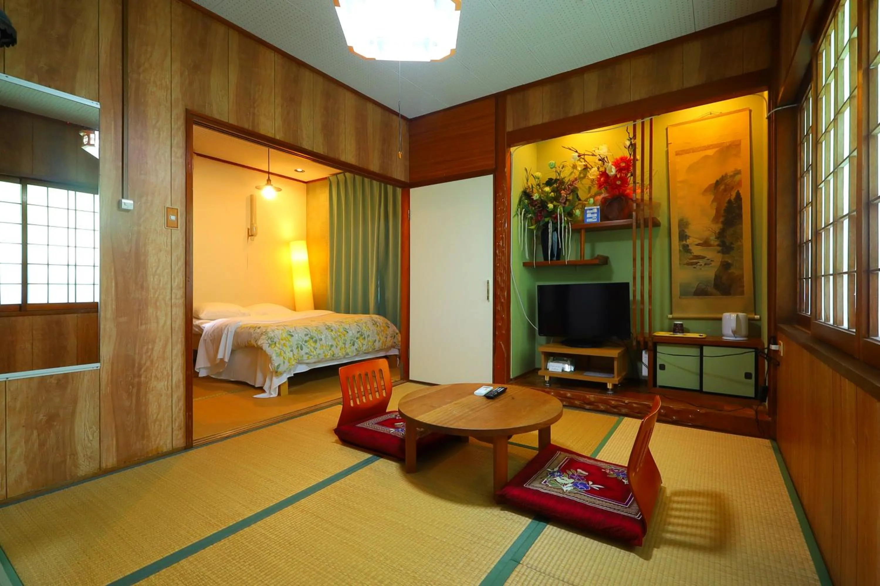 Bed in Shirahama Hotel