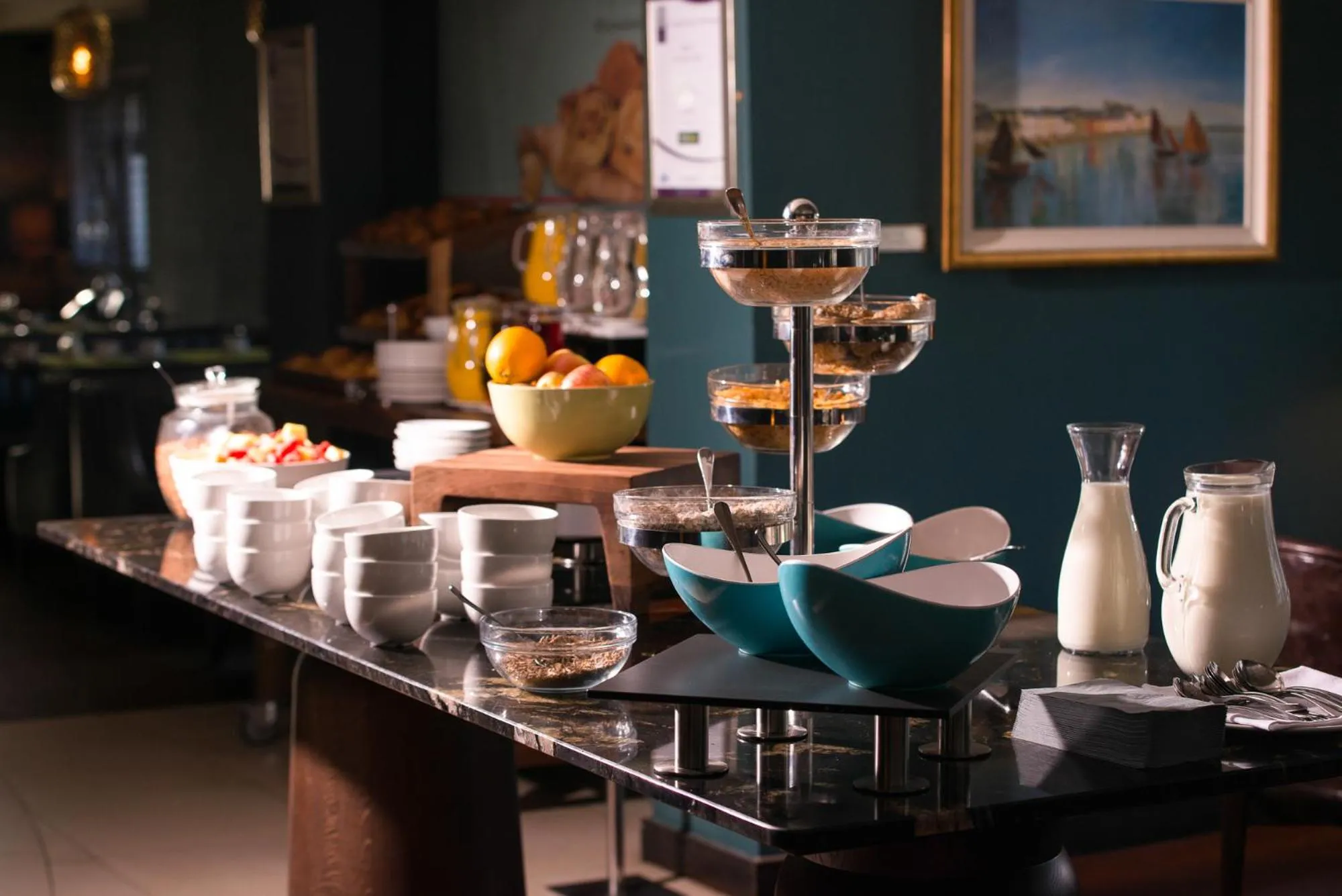 Lounge or bar in The Twelve Hotel