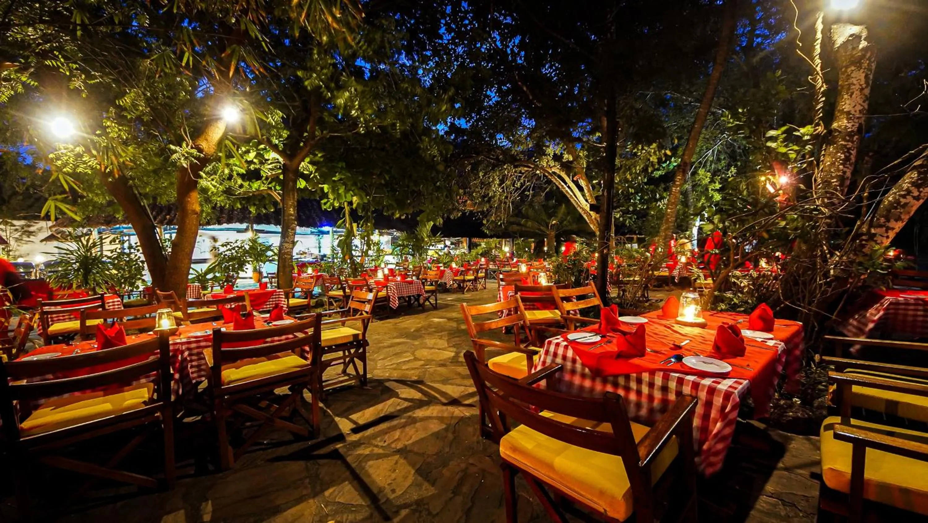 BBQ facilities in Papillon Lagoon Reef Hotel