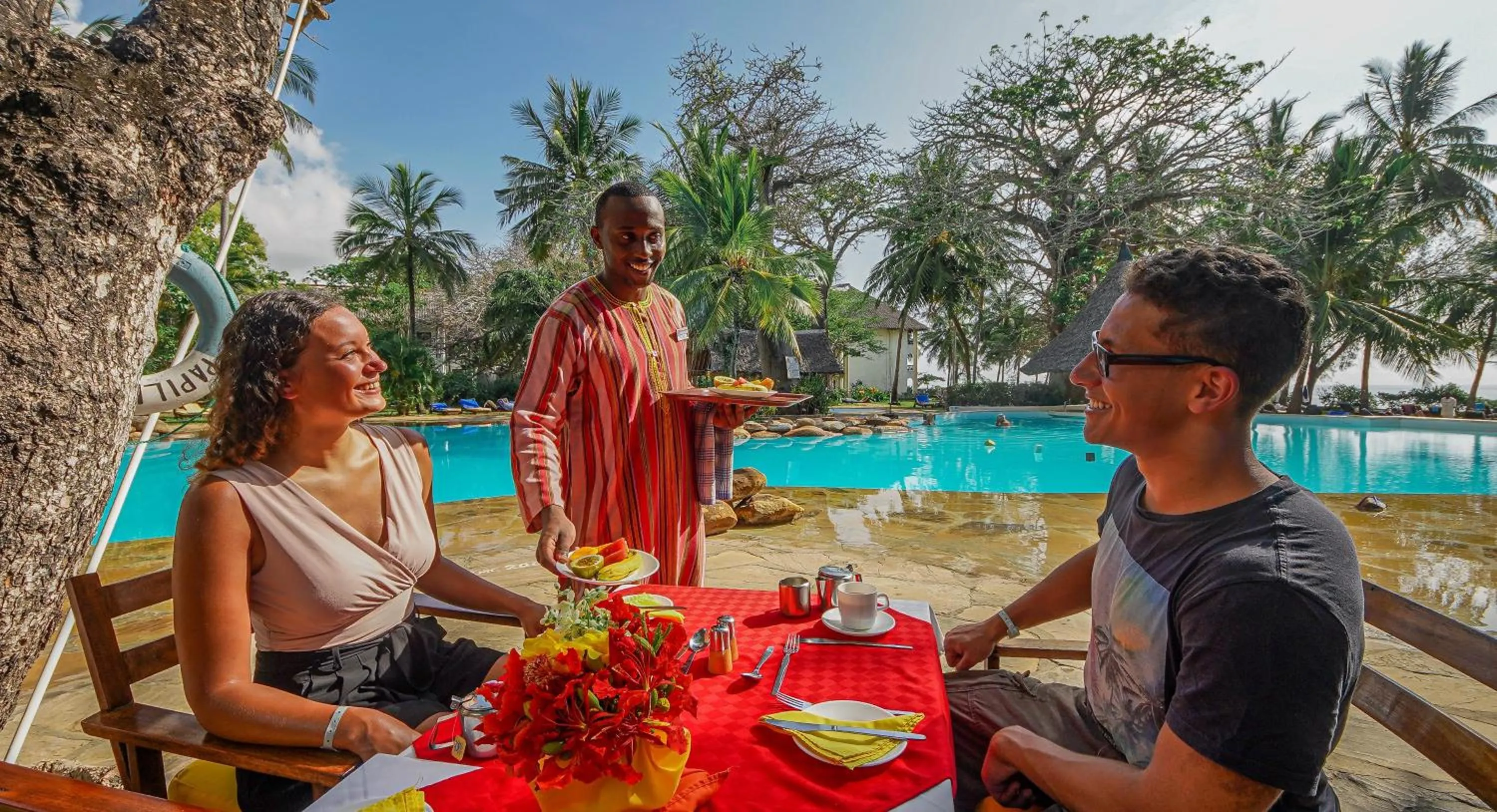 Food and drinks in Papillon Lagoon Reef Hotel