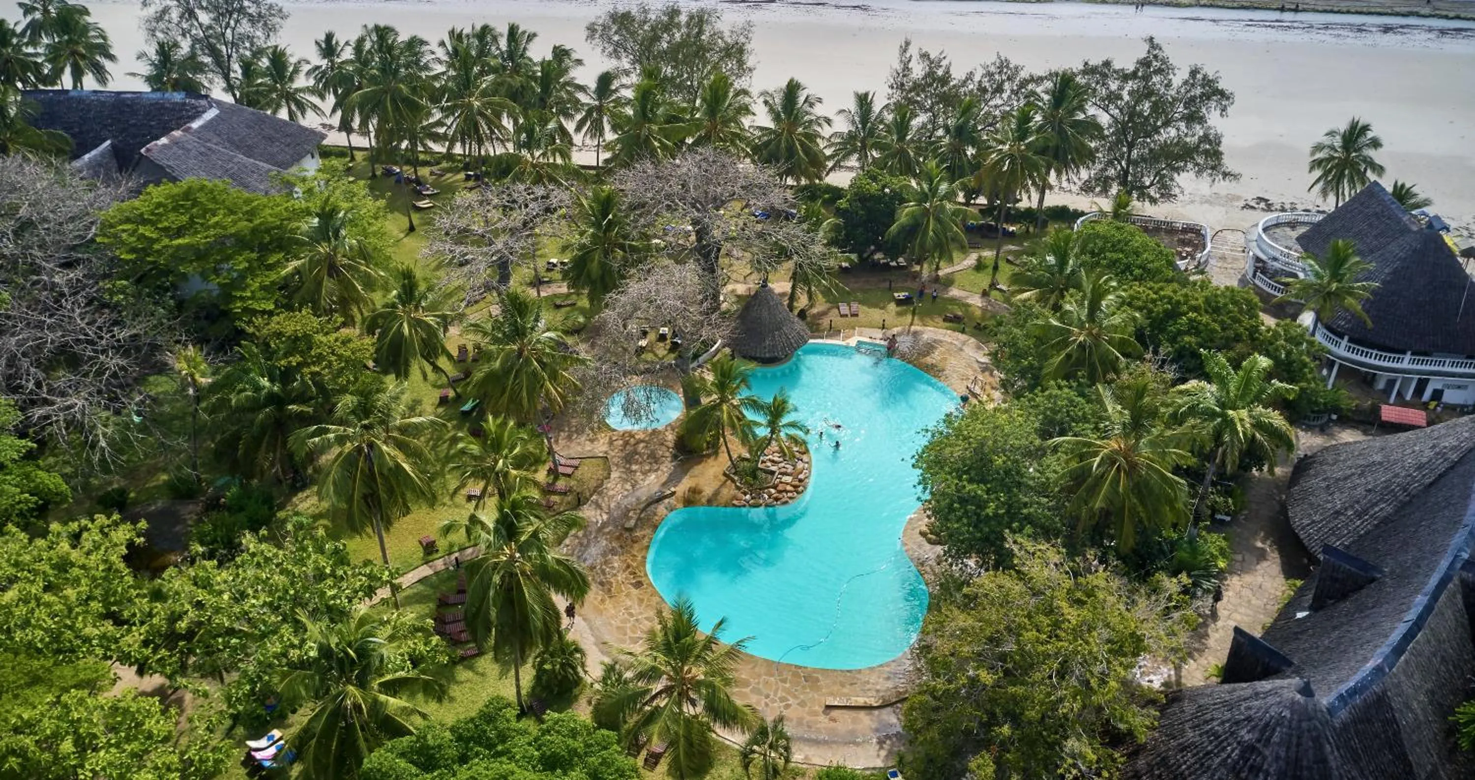 Papillon Lagoon Reef Hotel