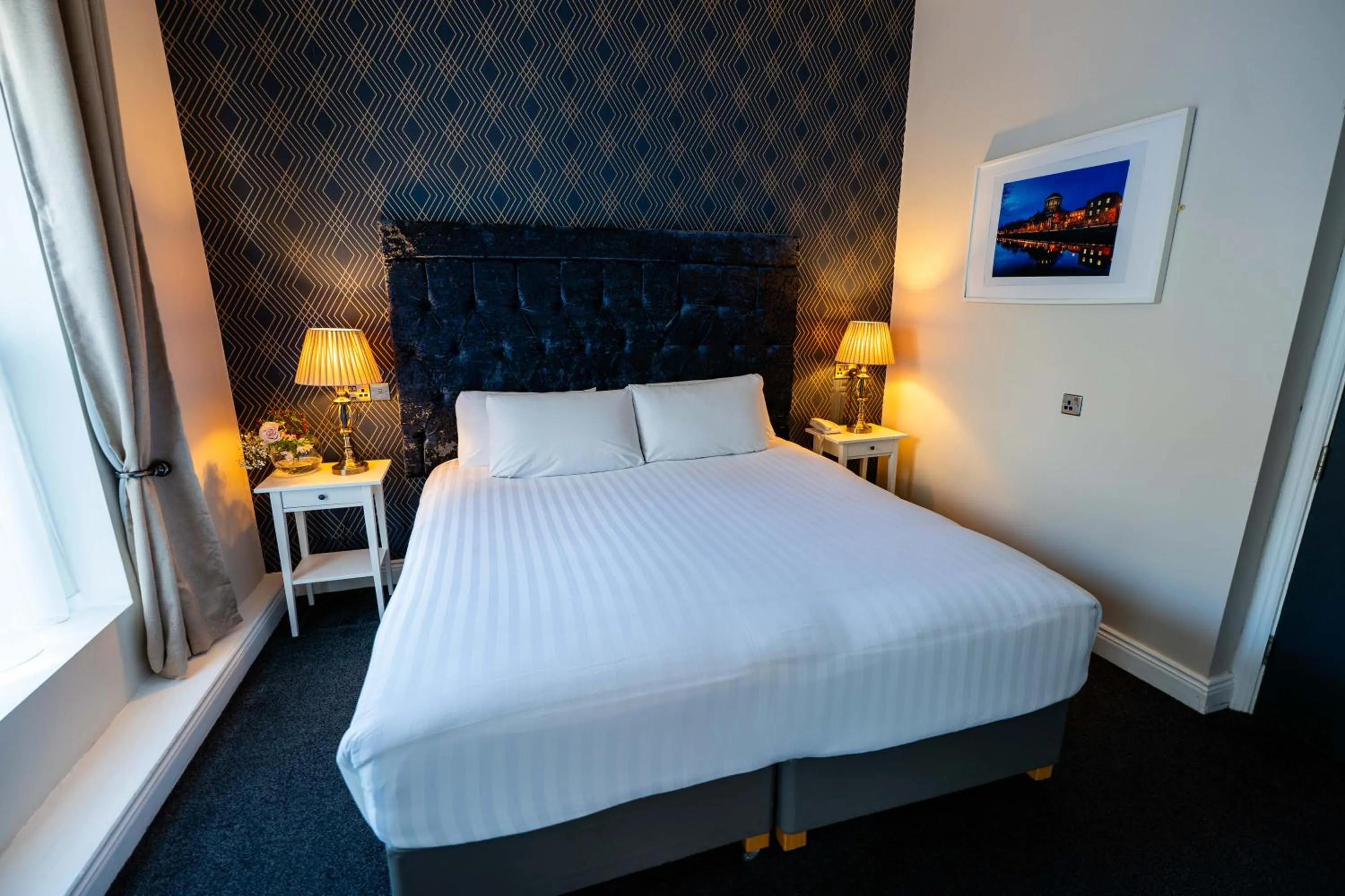 Bed in Hotel St George by Nina