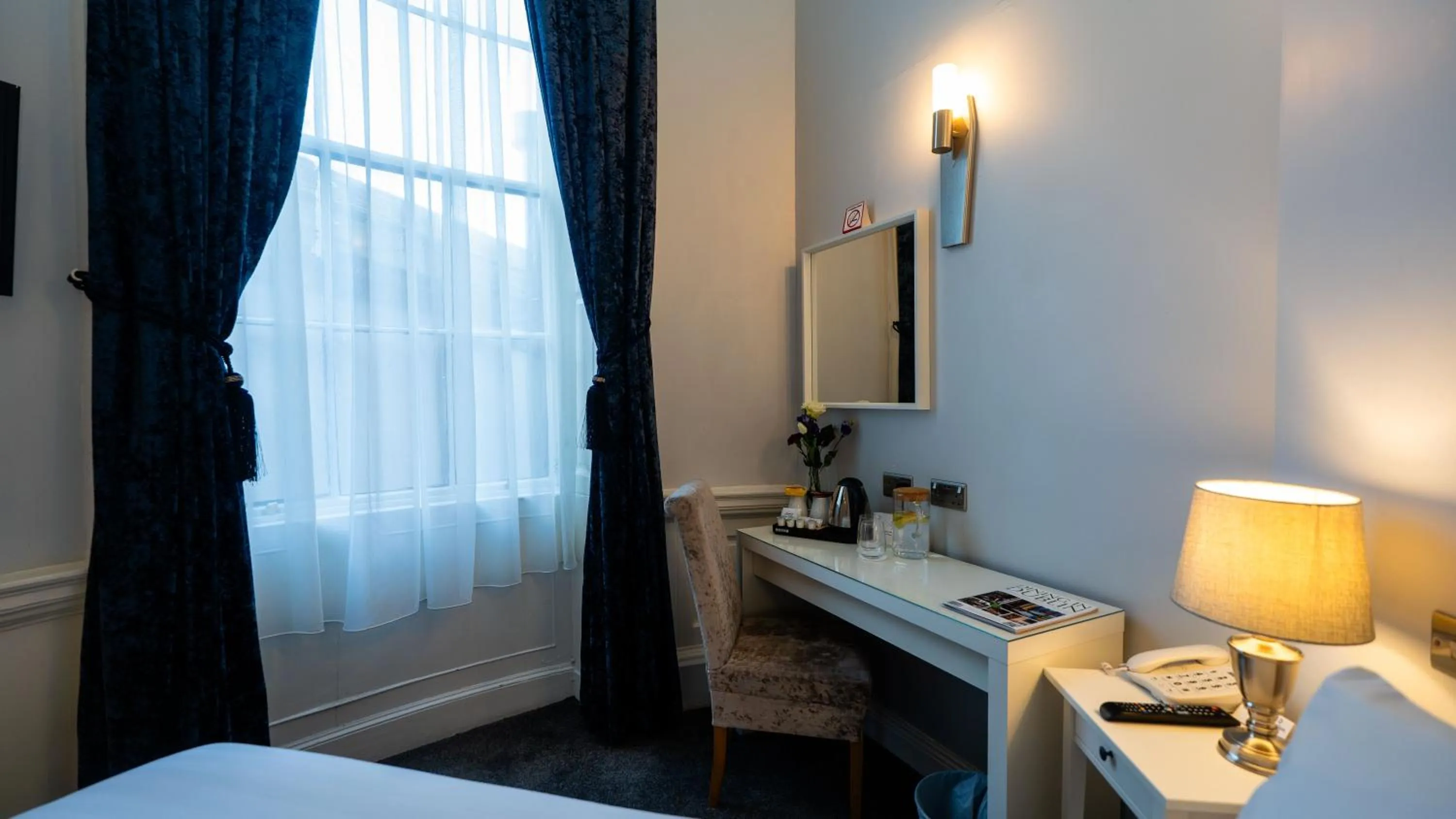 Bedroom, Bed in Hotel St George by Nina