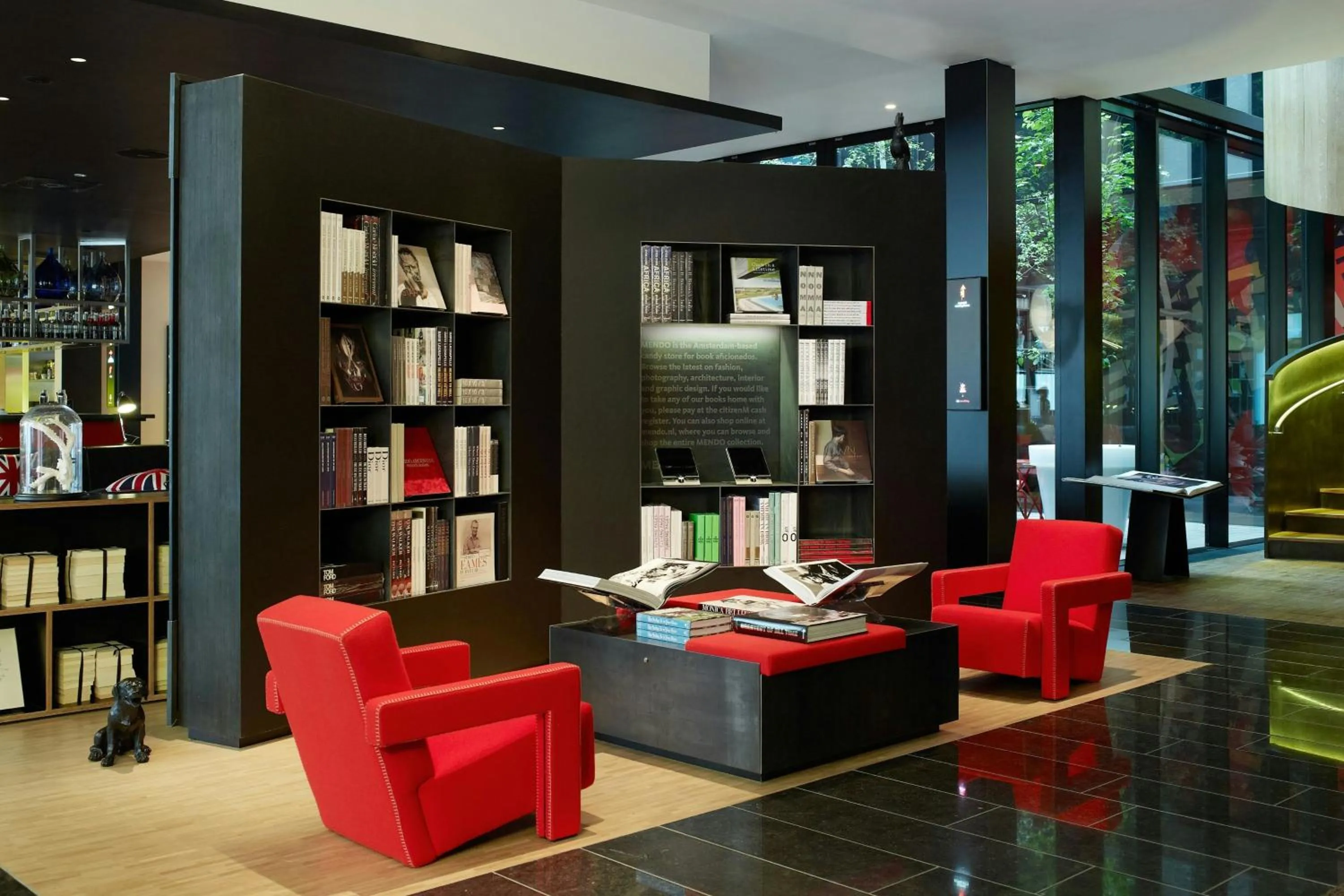 Lobby or reception in citizenM London Bankside