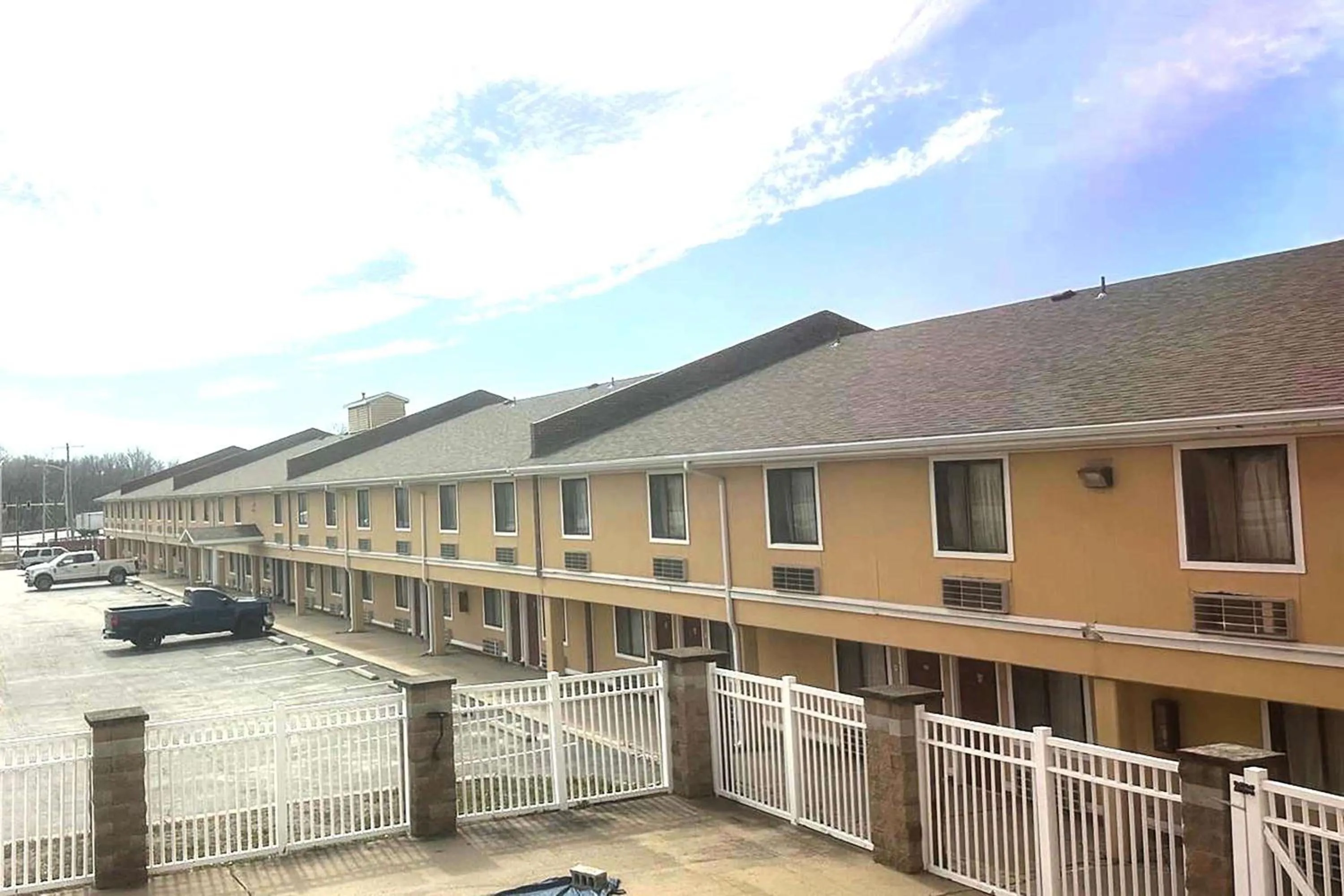 Property building in Super 8 by Wyndham Fort Scott