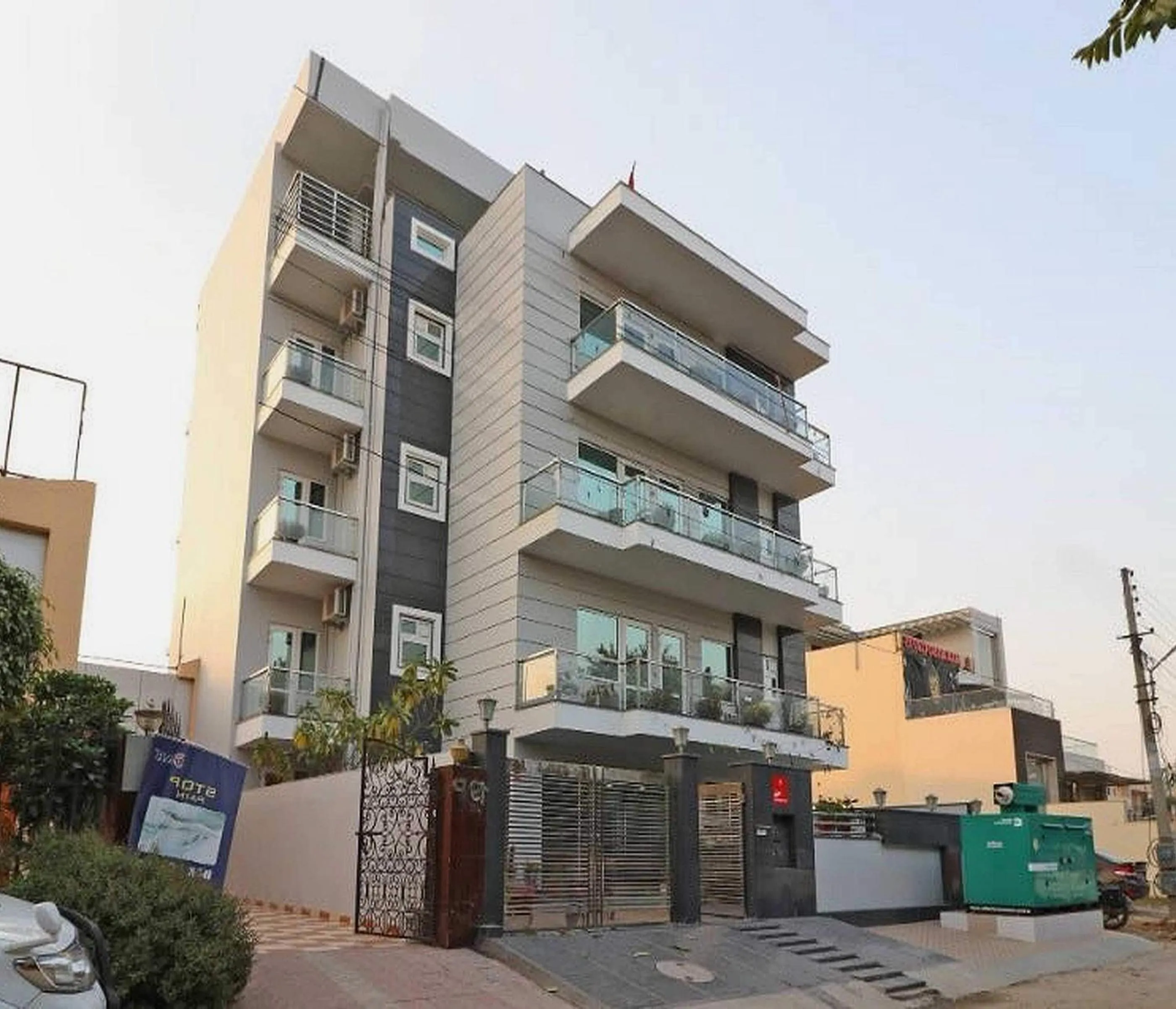 Facade/entrance in Super Hotel O V R Residency Near Sri Amruth Chithra Mandira