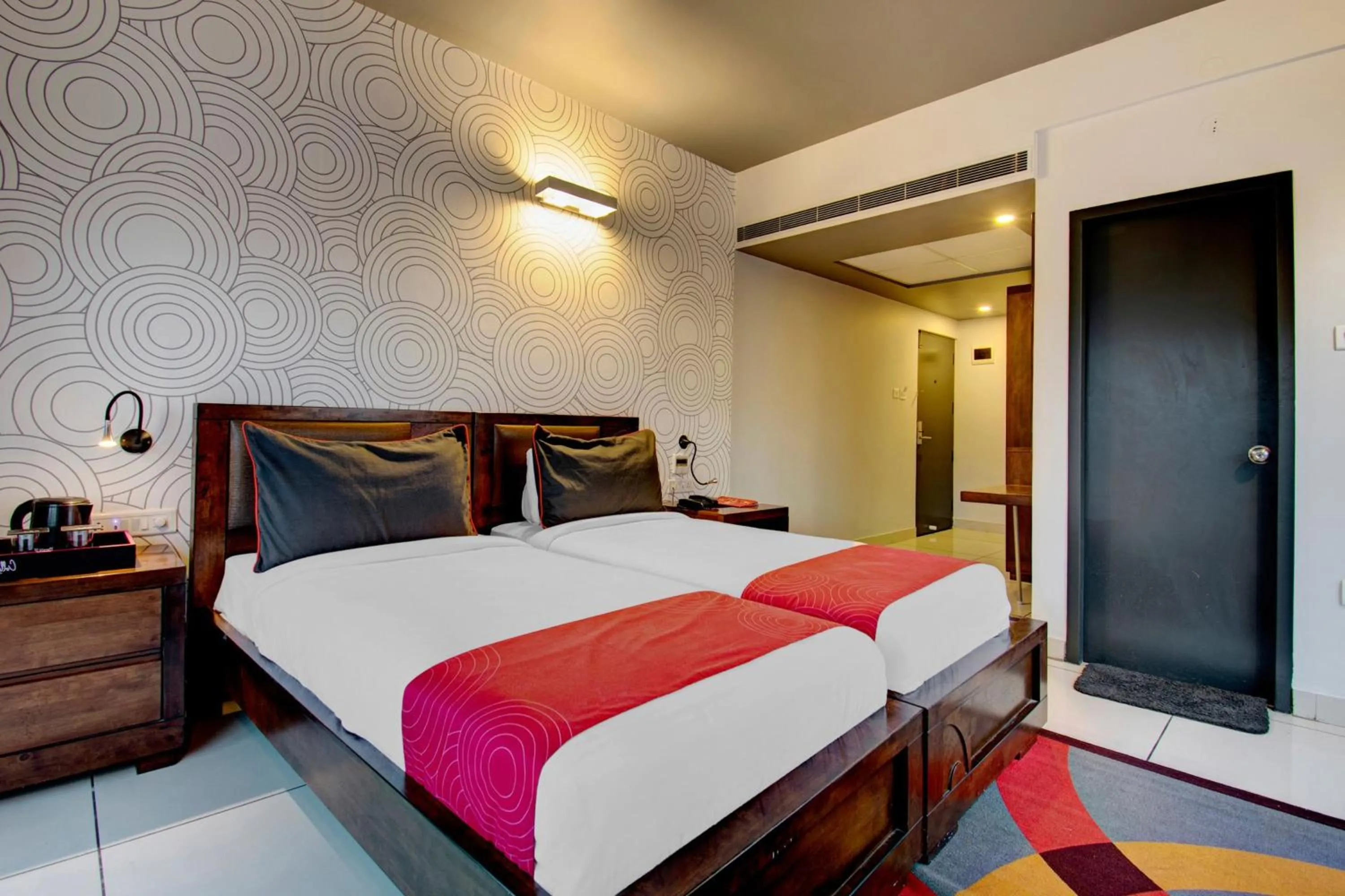 Bedroom, Bed in Super Townhouse Ulsoor