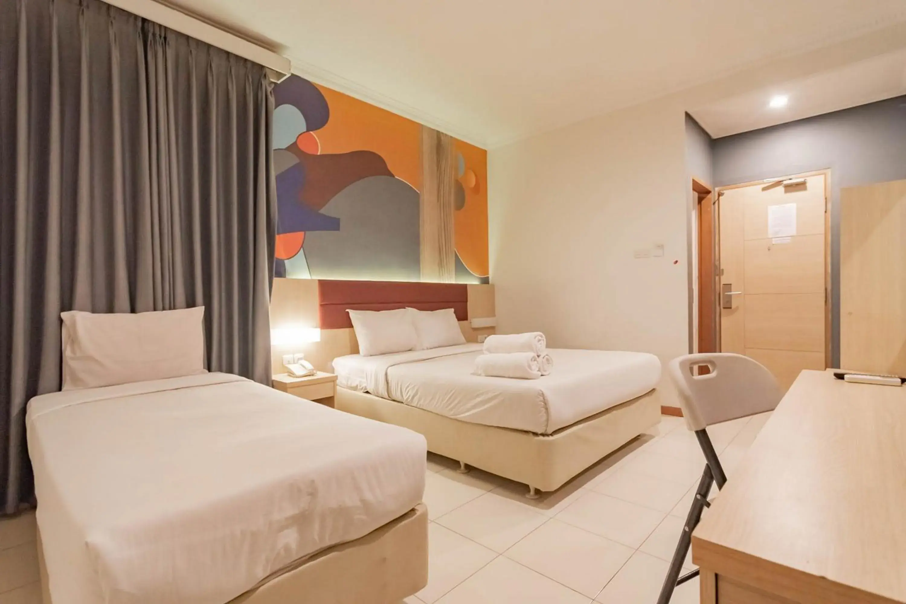 Suite in RedDoorz At Hotel Arimbi Dewi Sartika Baru Suite in RedDoorz At Hotel Arimbi Dewi Sartika Baru