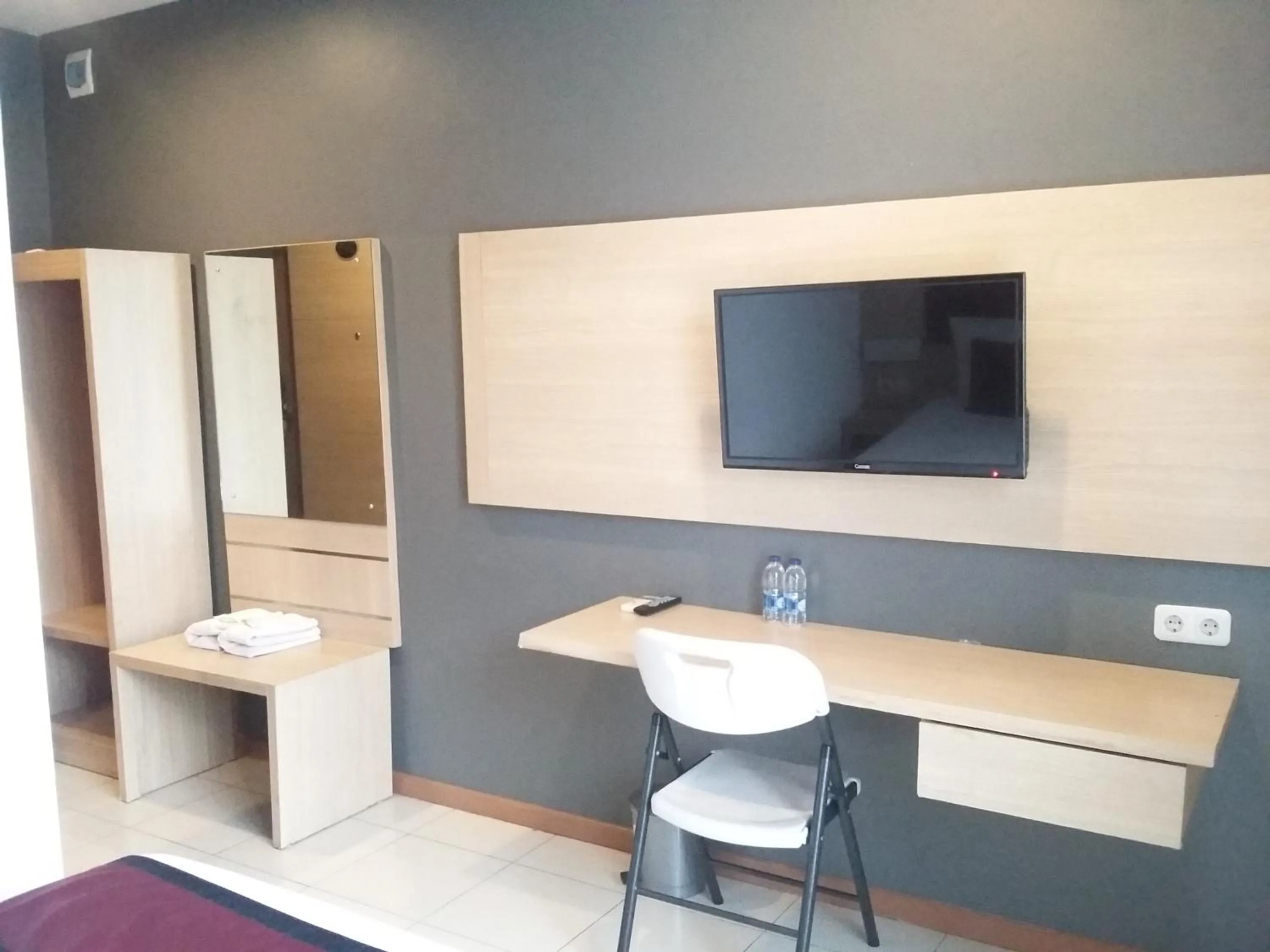 RedDoorz At Hotel Arimbi Dewi Sartika Baru