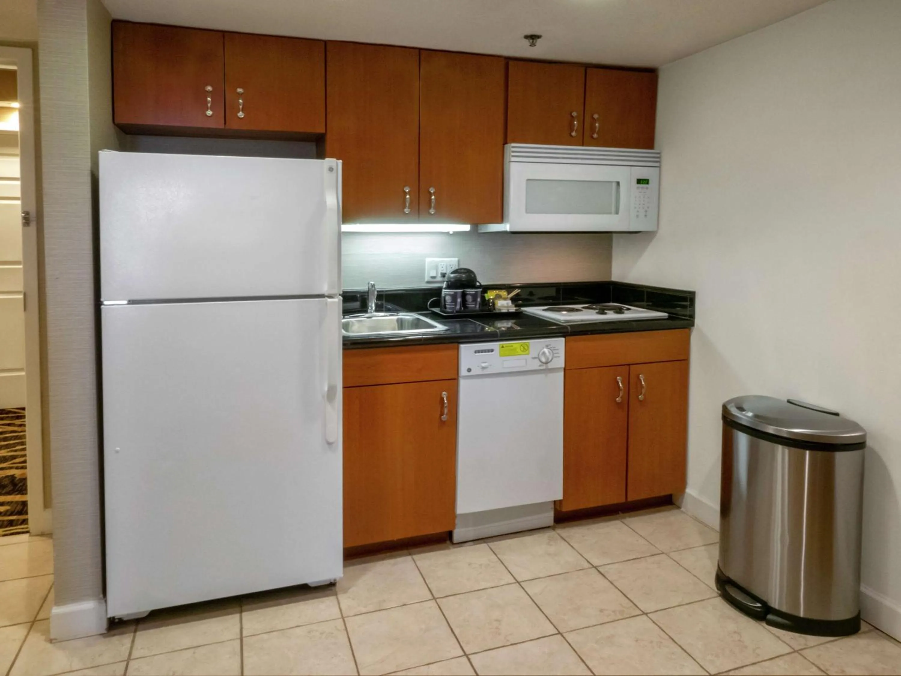 Kitchen or kitchenette in DoubleTree by Hilton Buffalo-Amherst