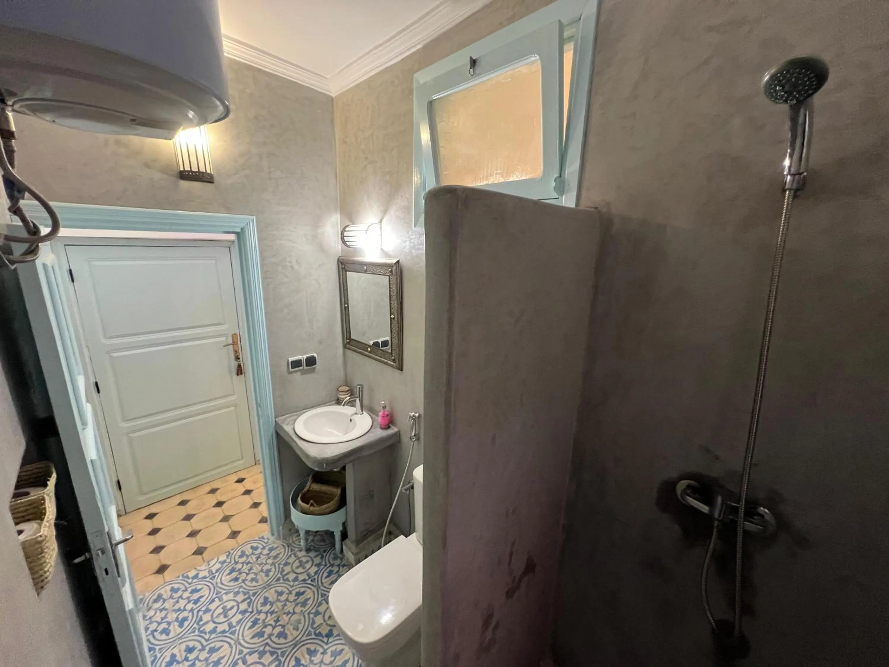 Toilet in Maison d'hôtes Dar Farhana